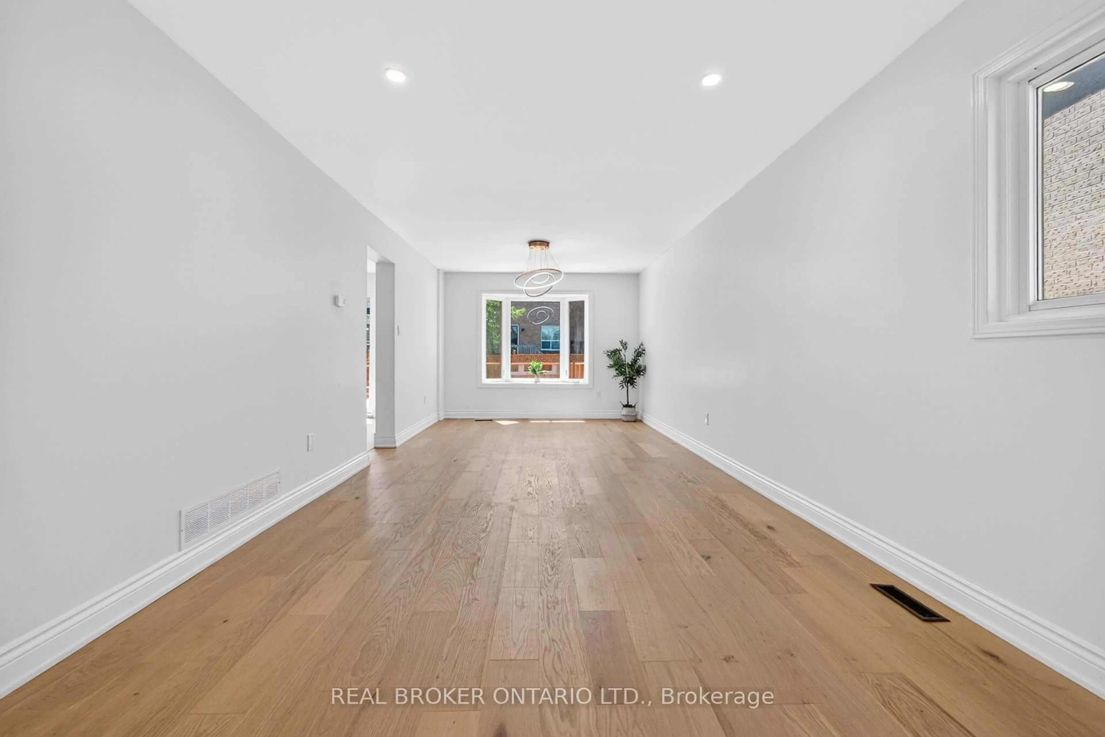 Unknown for 4326 Waterford Cres, Mississauga Ontario L5R 2B2