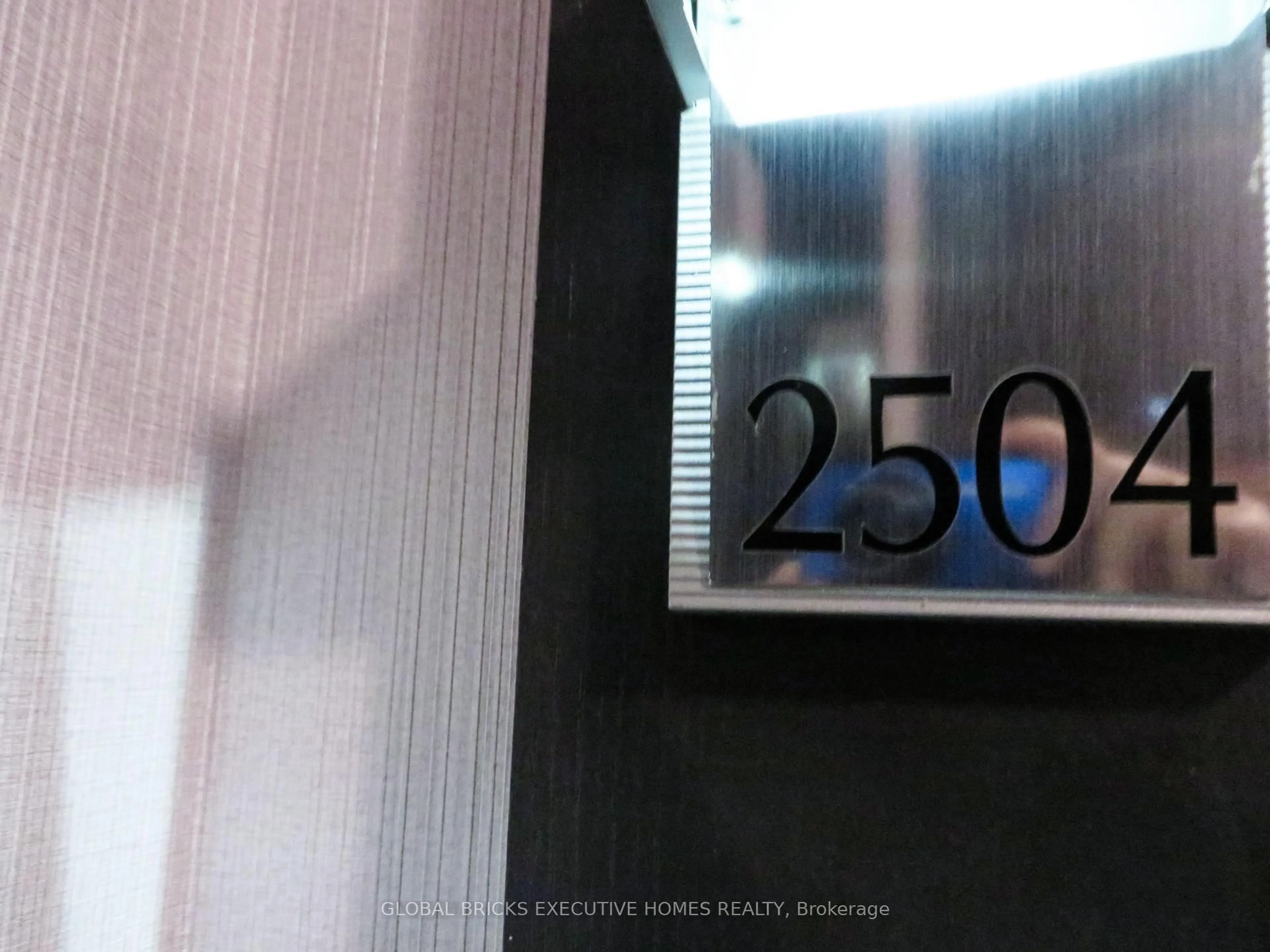 Blurry image for 80 Absolute Ave #2504, Mississauga Ontario L4Z 0A2
