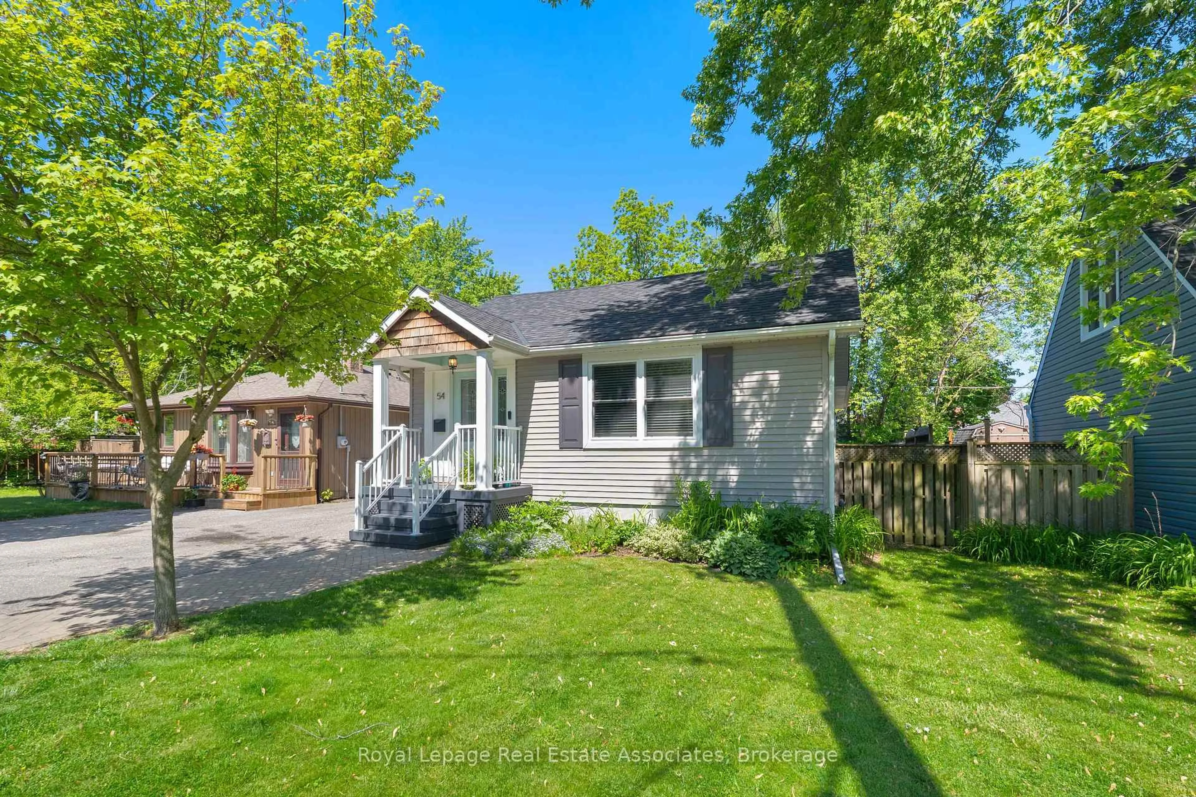 Unknown for 54 Frederick St, Brampton Ontario L6Y 1G6