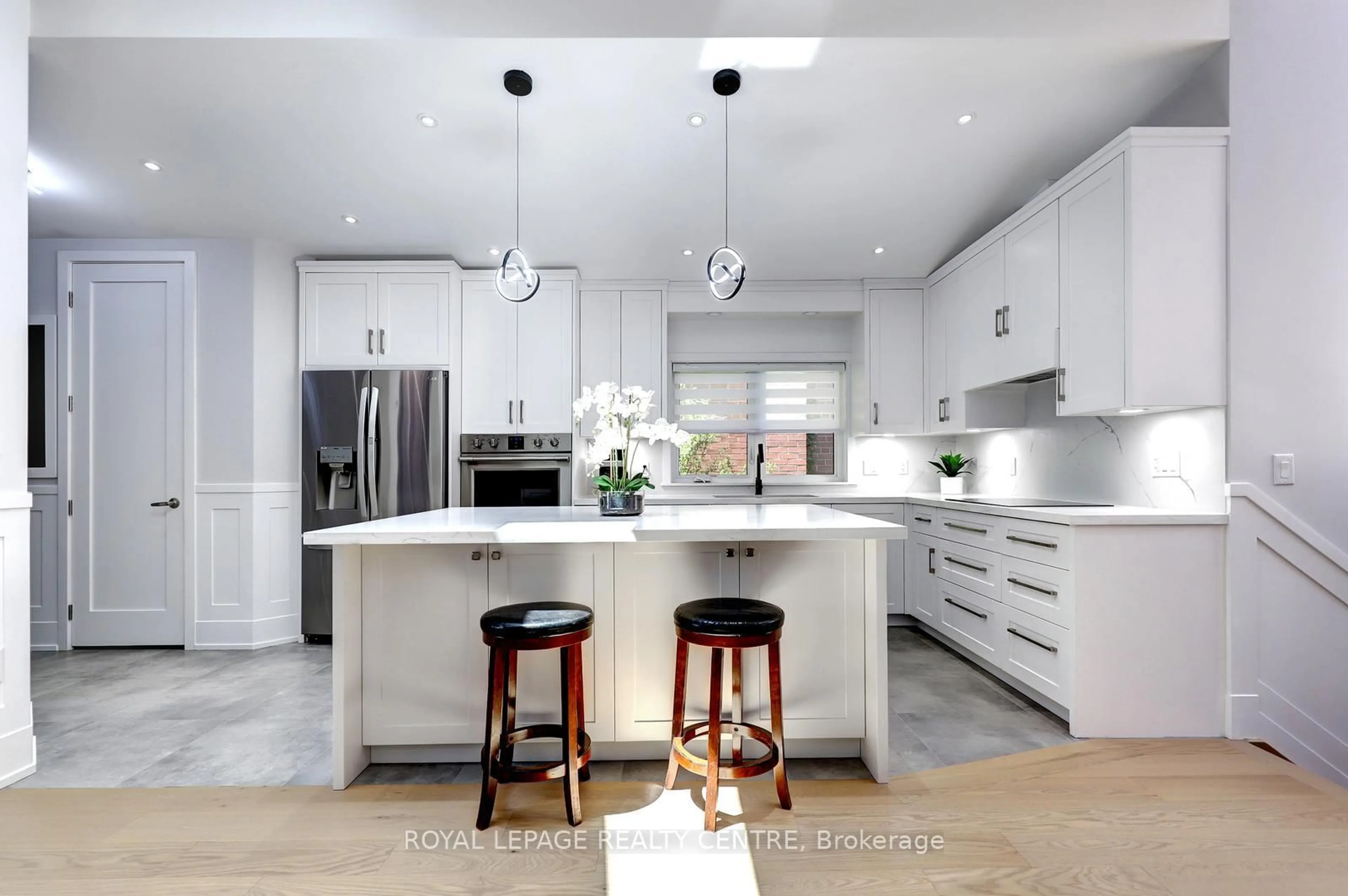 Contemporary kitchen, ceramic/tile floor for 2257 Springfield Crt, Mississauga Ontario L5K 1V3