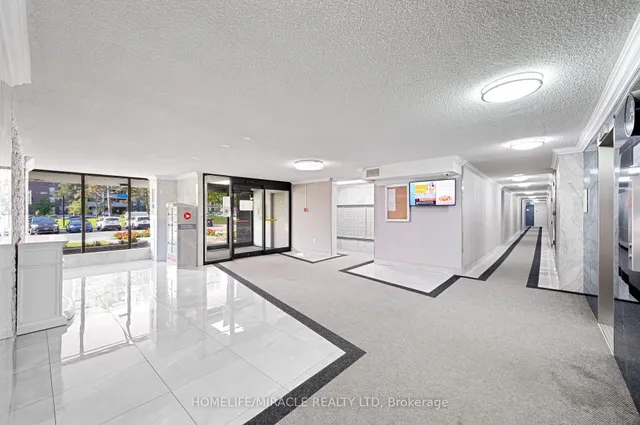 4 Kings Cross Rd #1511, Brampton 5
