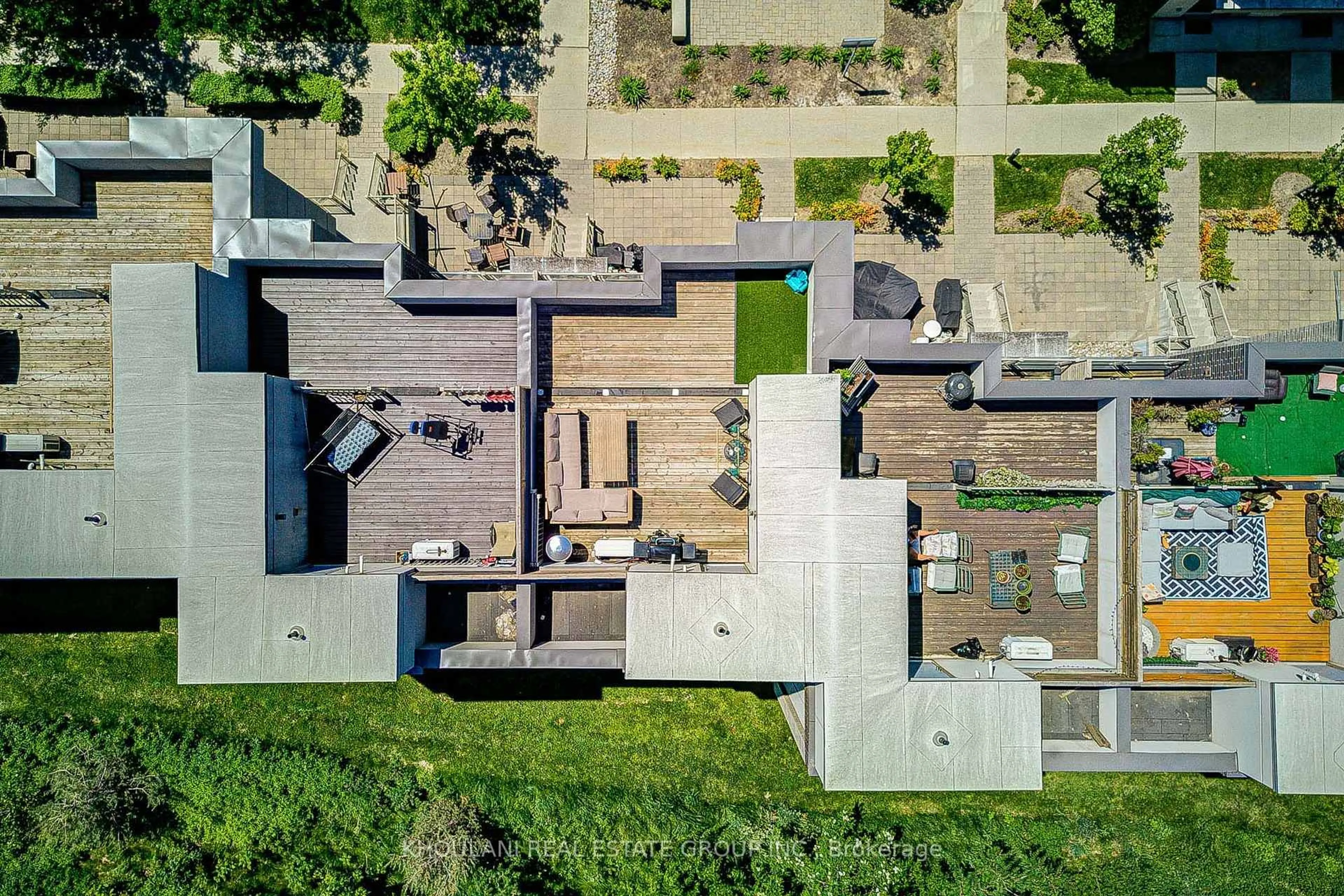 A pic from outside/outdoor area/front of a property/back of a property/a pic from drone, street for 11 Applewood Lane #240, Toronto Ontario M9C 0C1