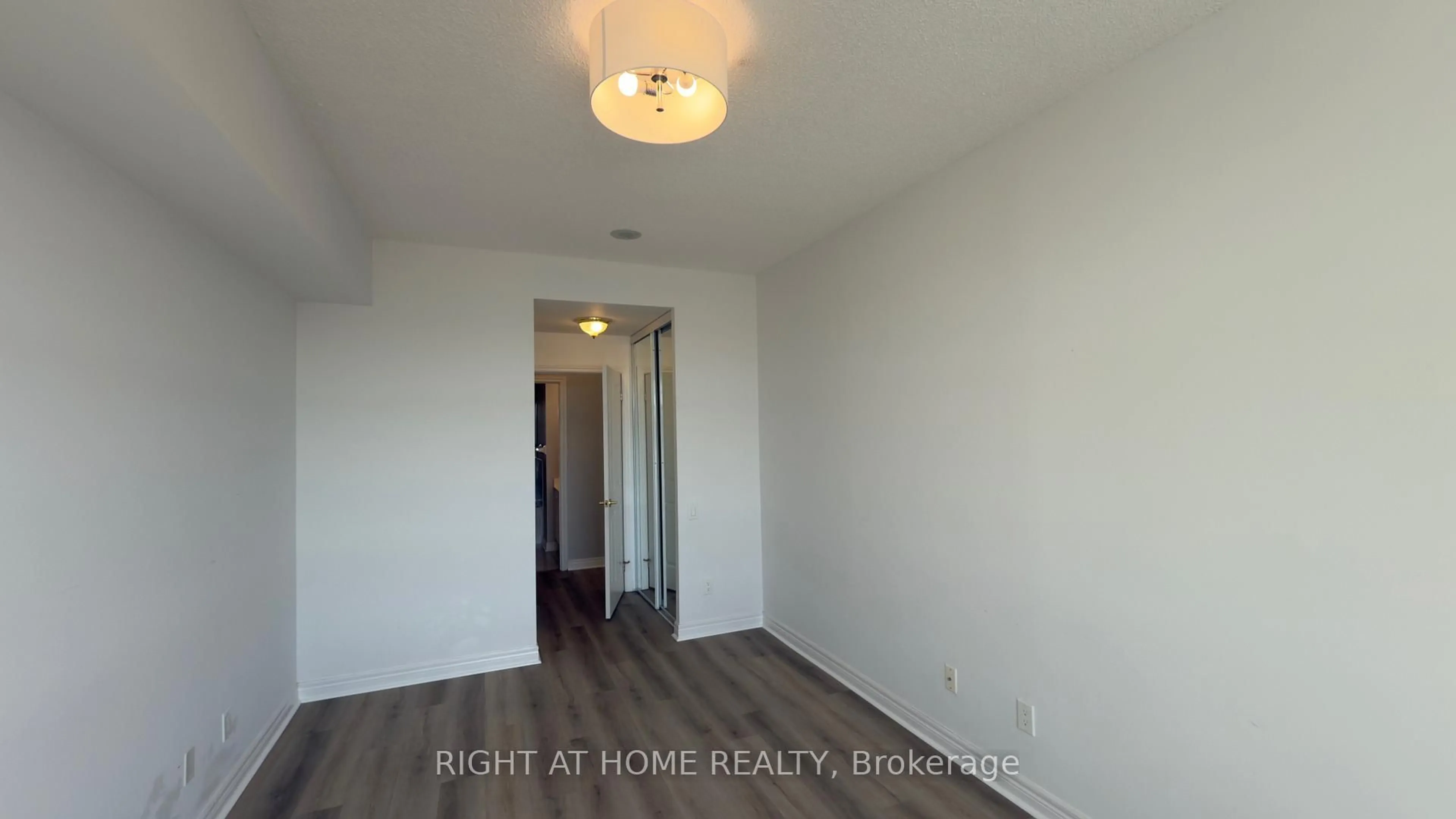 A pic of a room for 40 Old Mill Rd #703, Oakville Ontario L6J 7W2