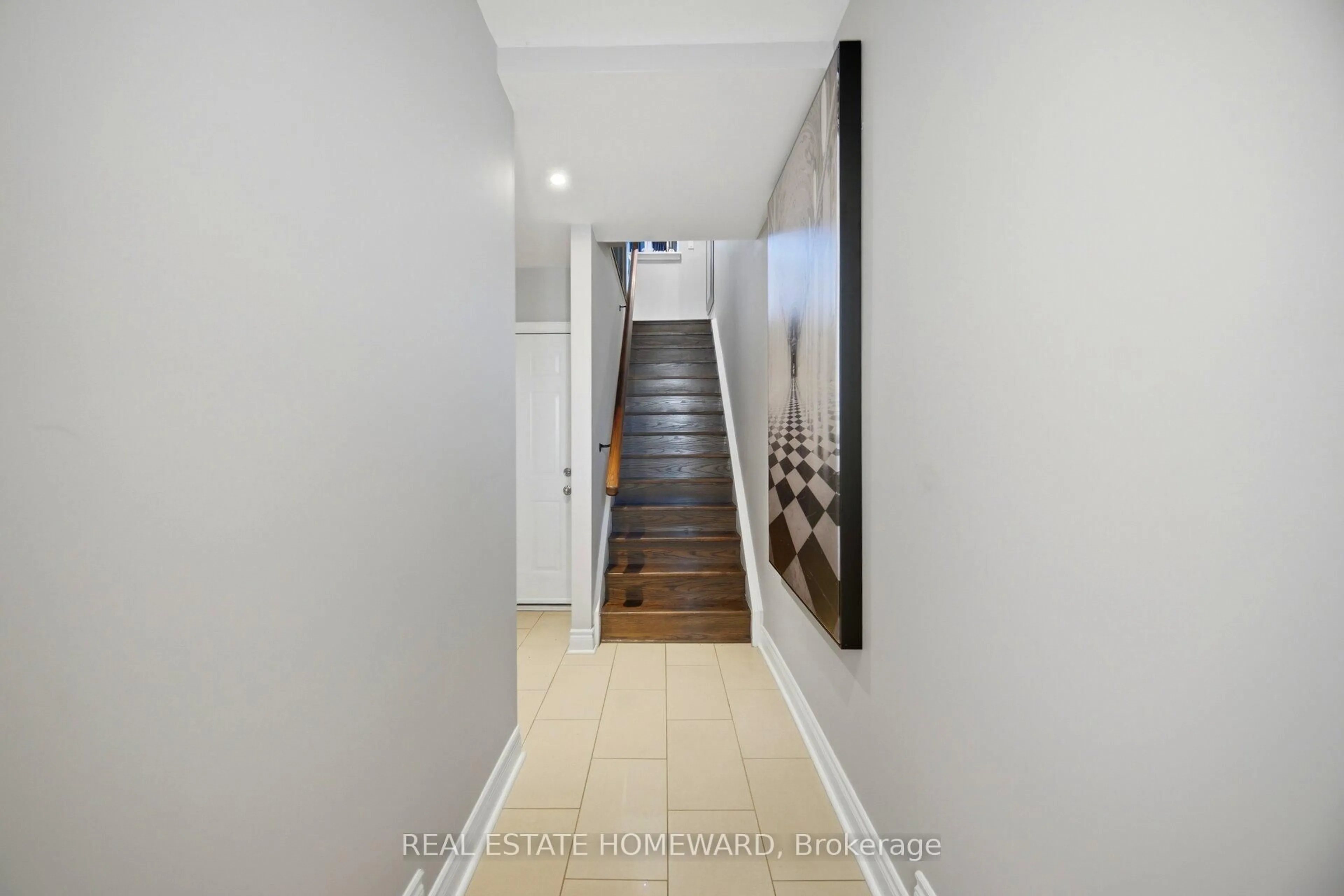 Indoor foyer for 62 Cormier Hts, Toronto Ontario M8Z 0B5