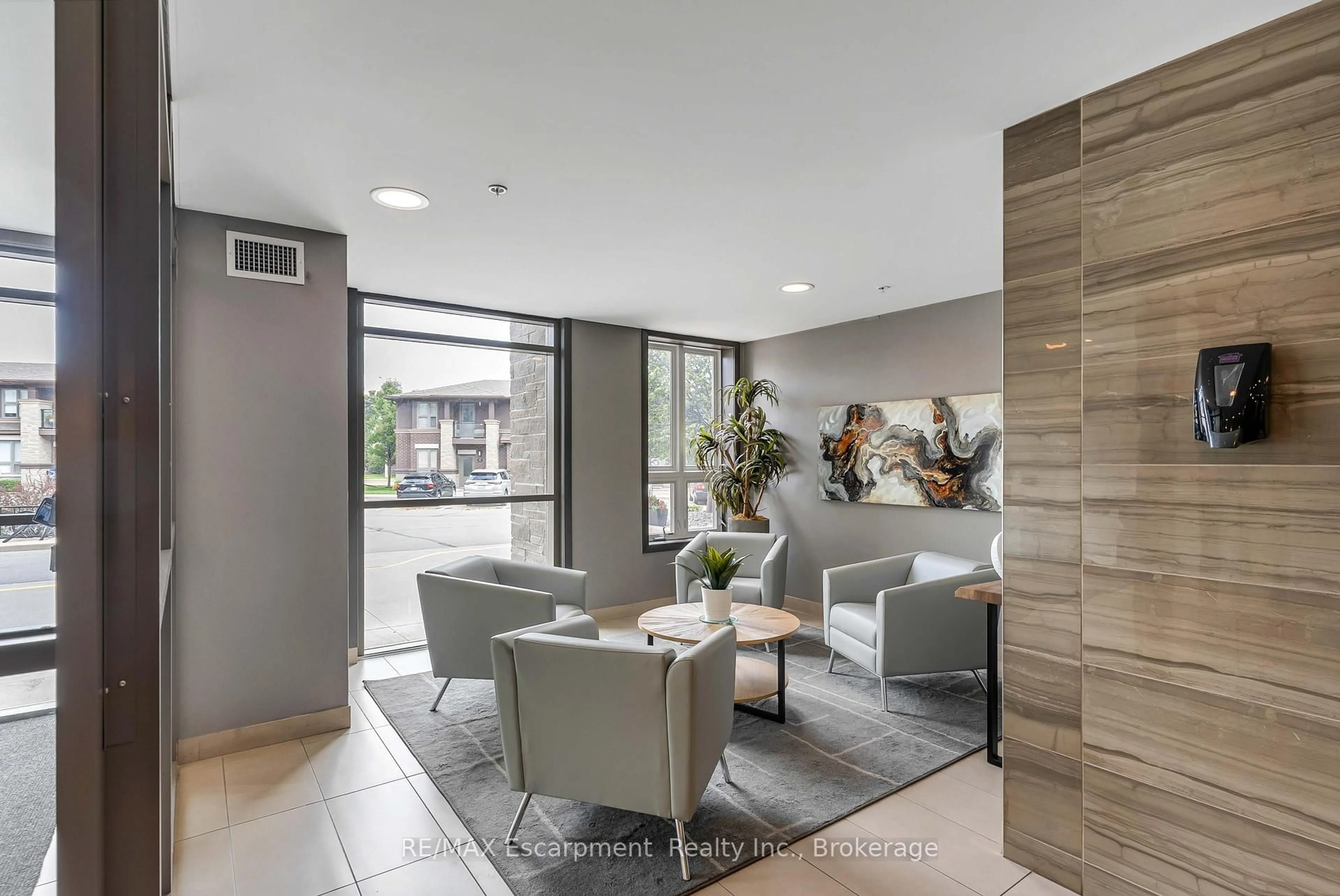 Unknown for 5010 Corporate Dr #313, Burlington Ontario L7L 0H6