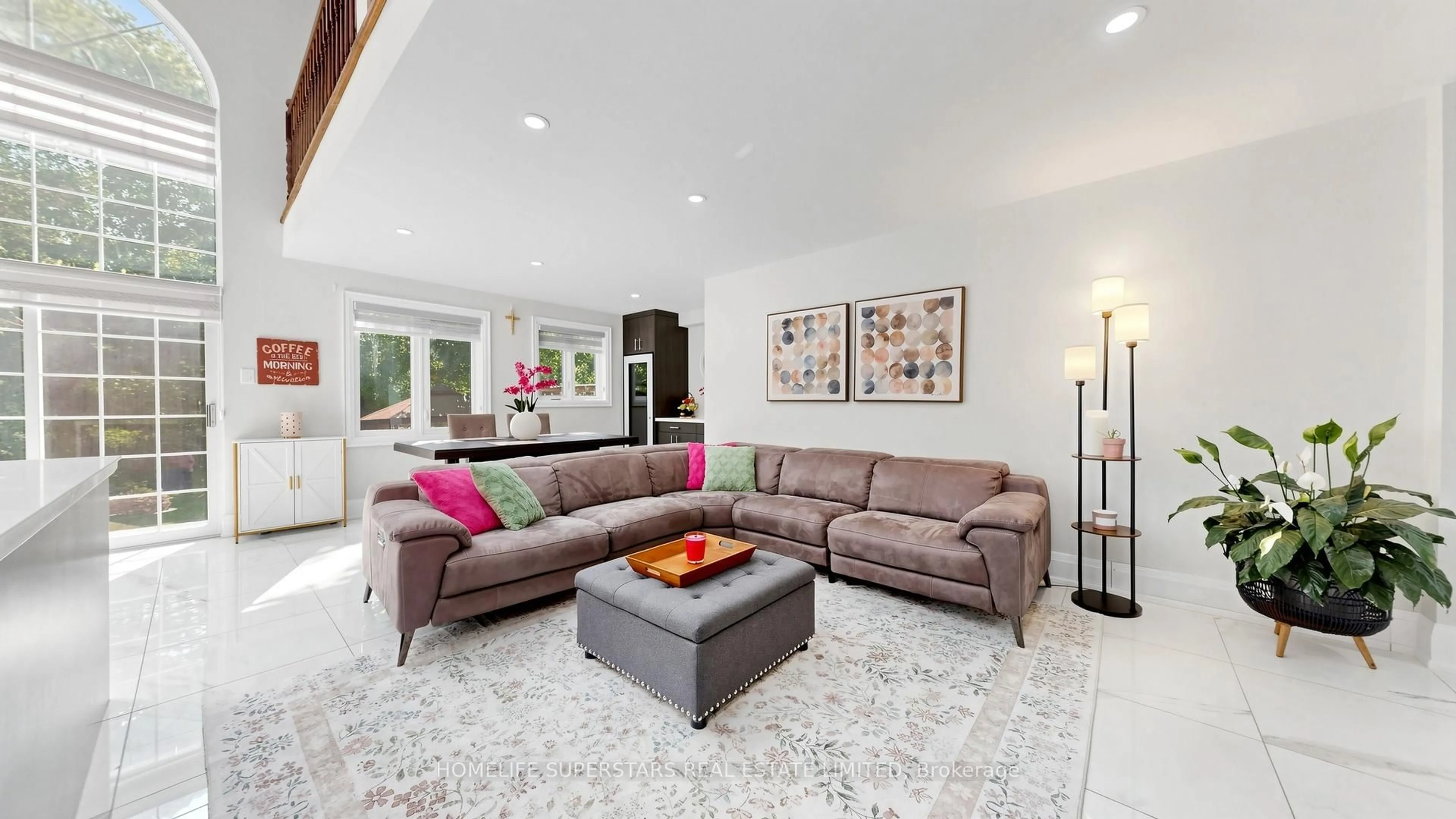 Living room with furniture, unknown for 34 Mercer Dr, Brampton Ontario L6X 1B4