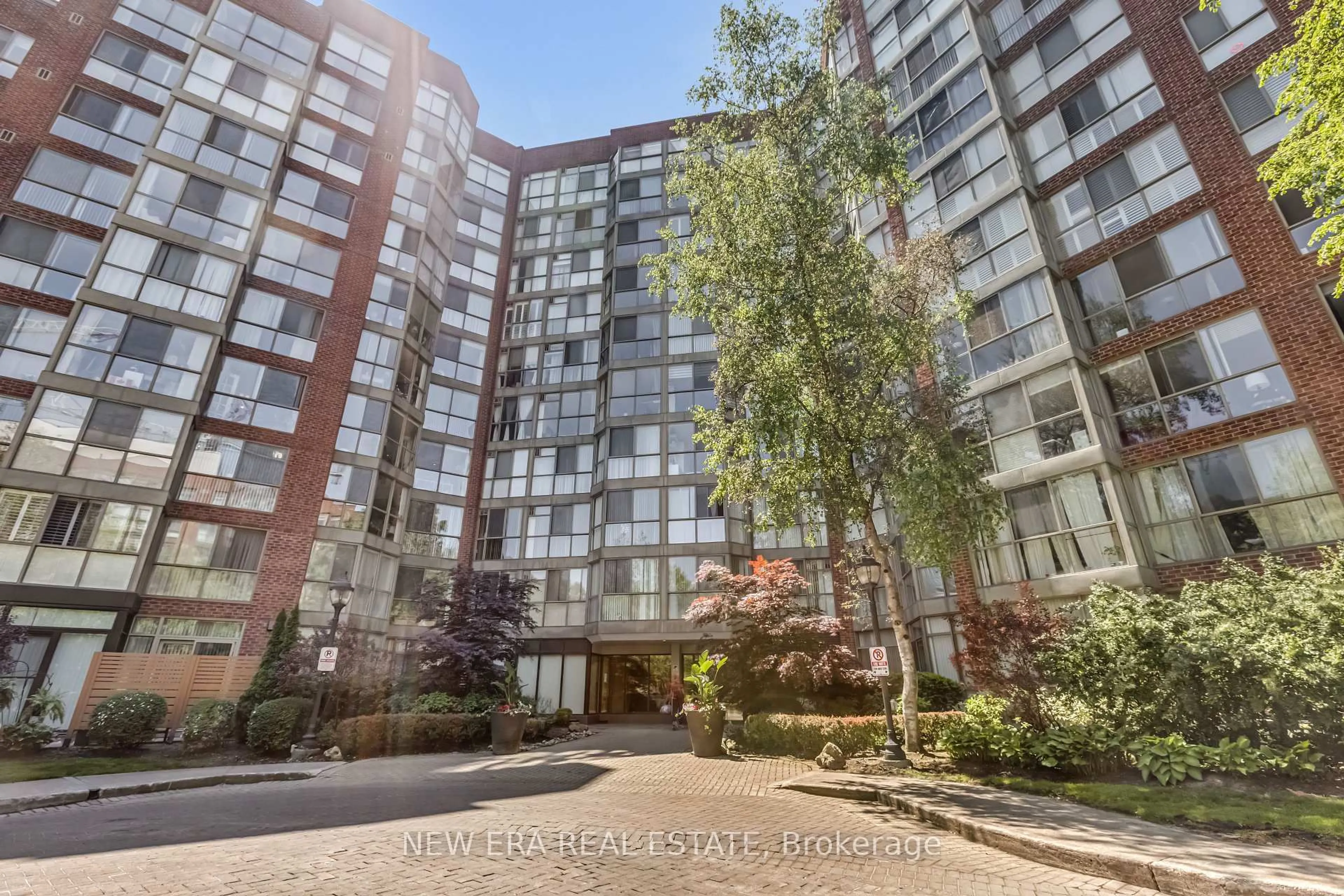 Unknown for 22 Southport St #437, Toronto Ontario M6S 4Y9