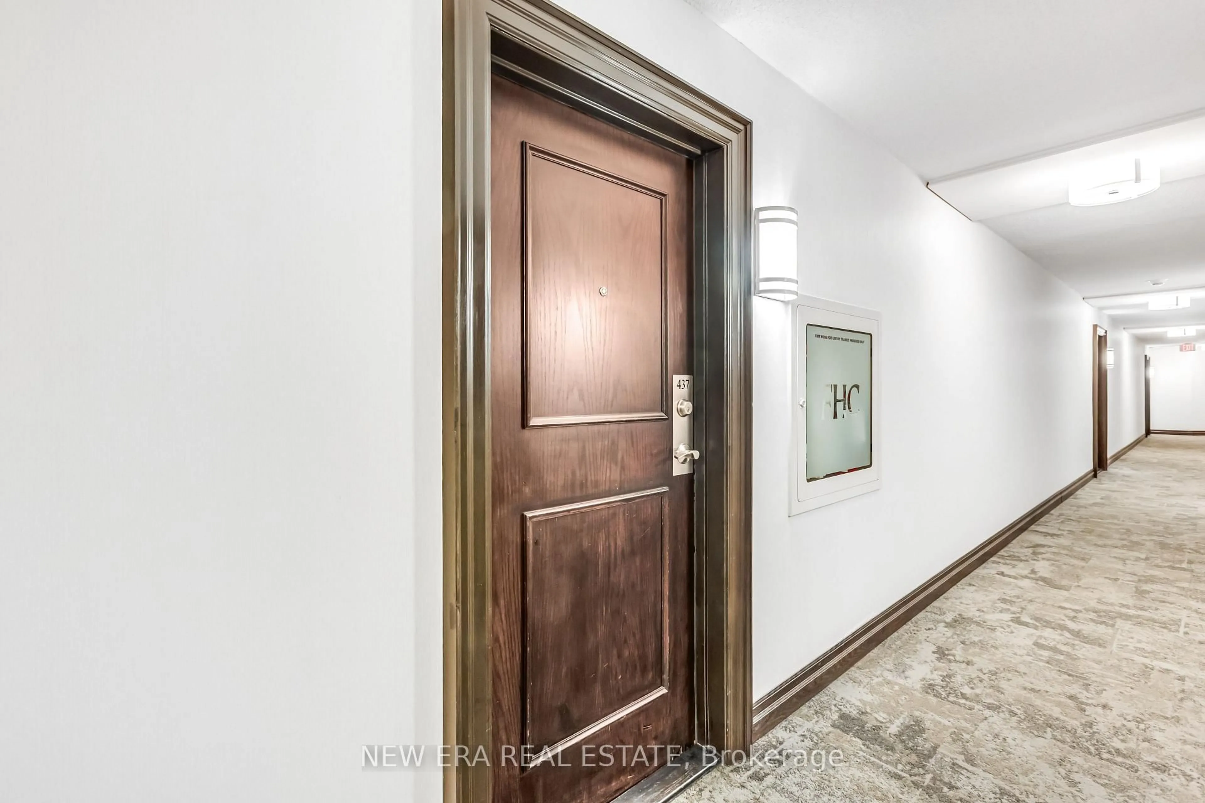 Indoor foyer for 22 Southport St #437, Toronto Ontario M6S 4Y9