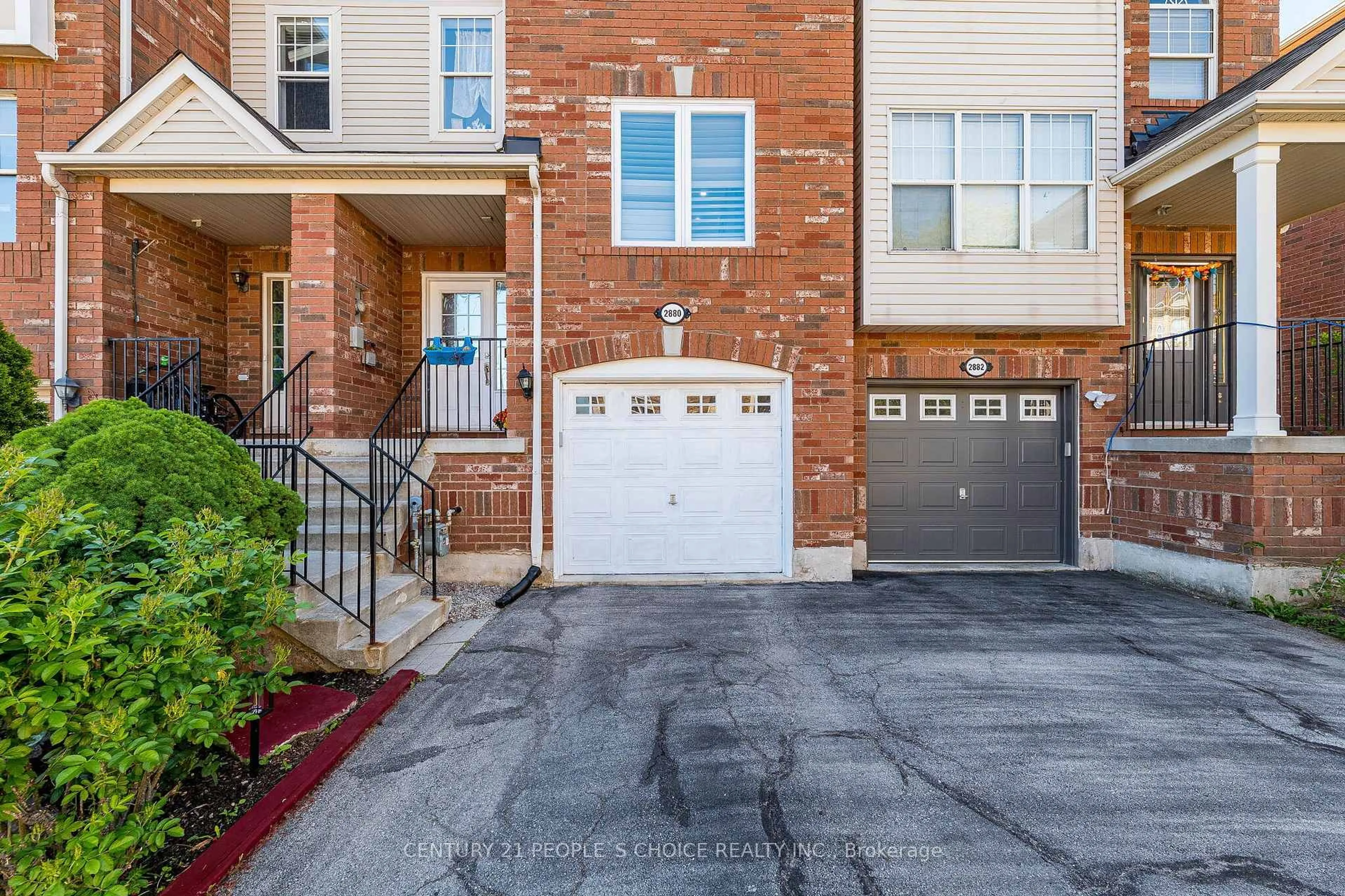 Unknown for 2880 Garnethill Way, Oakville Ontario L6M 5E8