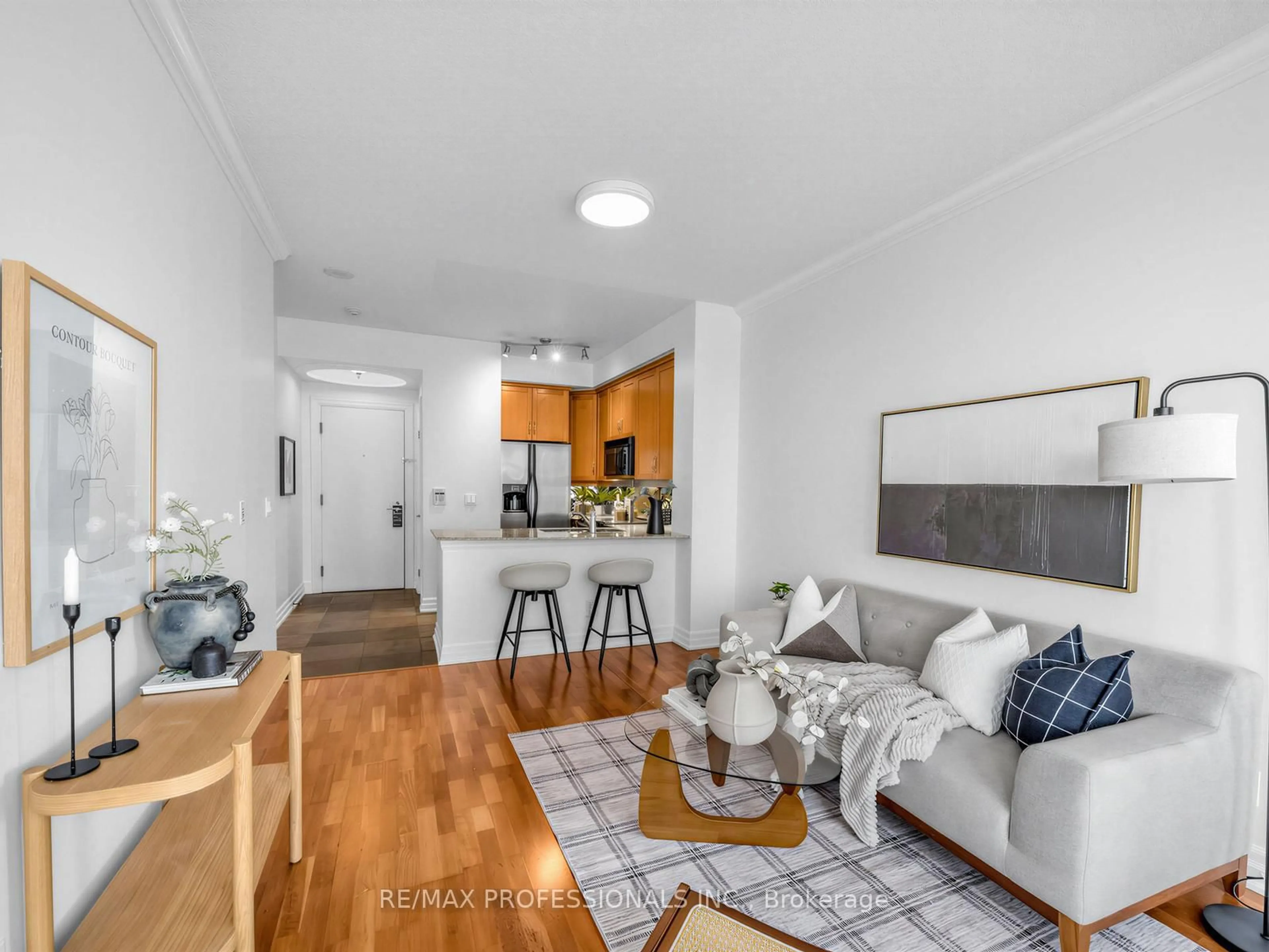 Living room with furniture, unknown for 2087 Lake Shore Blvd #1202, Toronto Ontario M8V 4G3