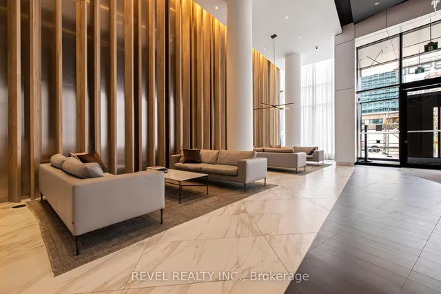 3900 Confederation Pkwy #2408, Mississauga