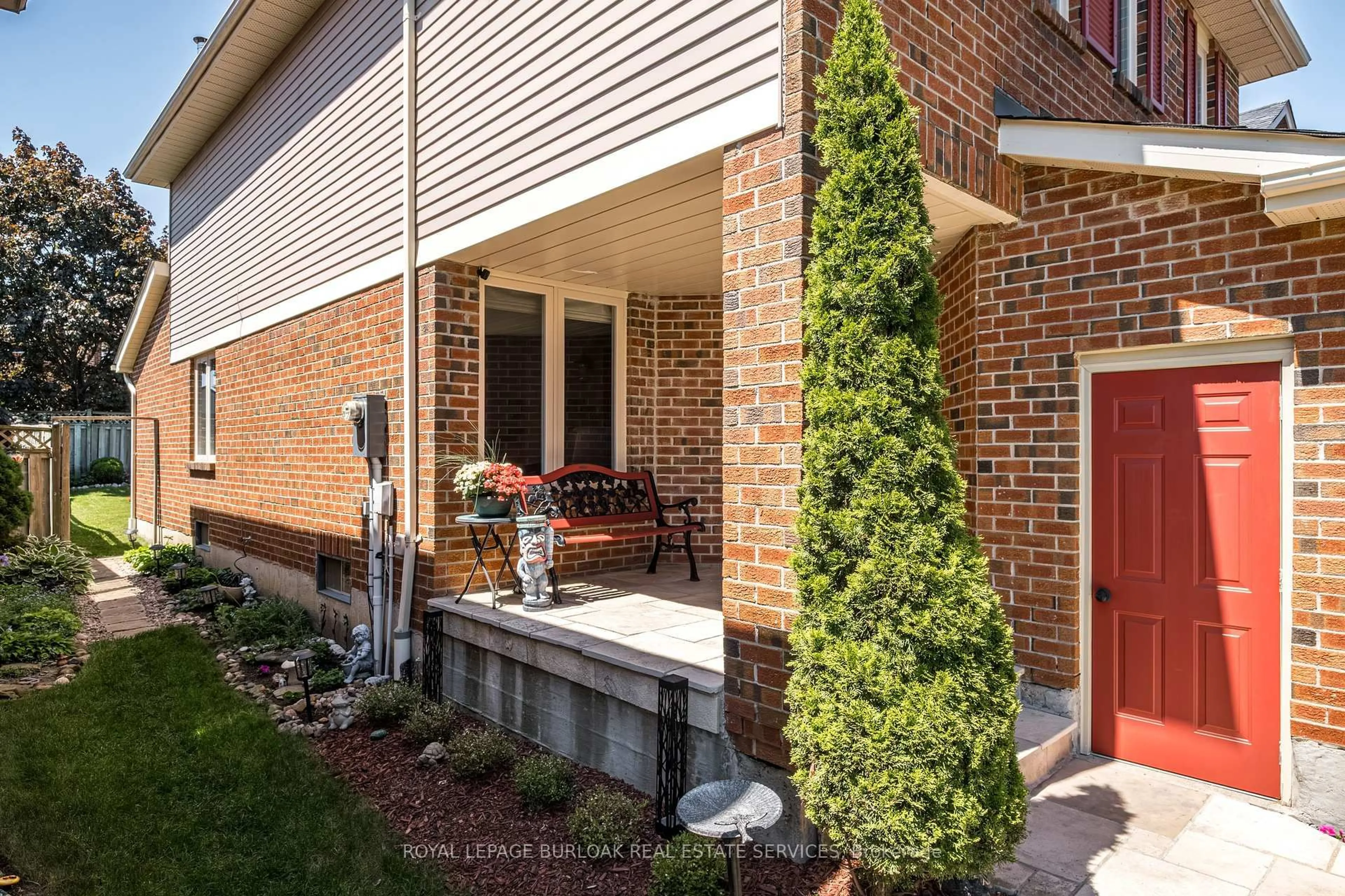 Home with brick exterior material, street for 3357 Wilmar Cres, Mississauga Ontario L5L 4C2