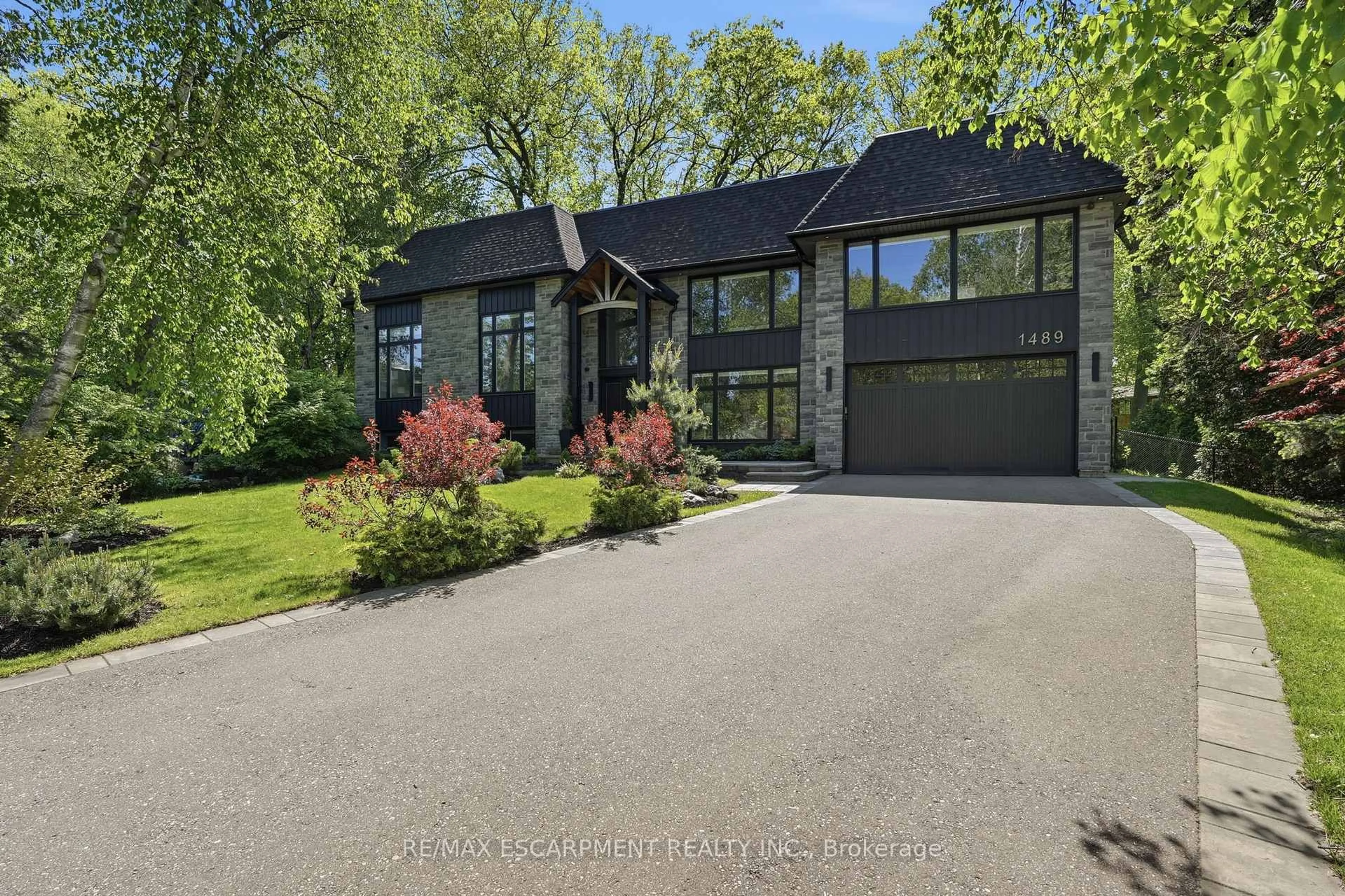 Unknown for 1489 Rogerswood Crt, Mississauga Ontario L5J 1R7