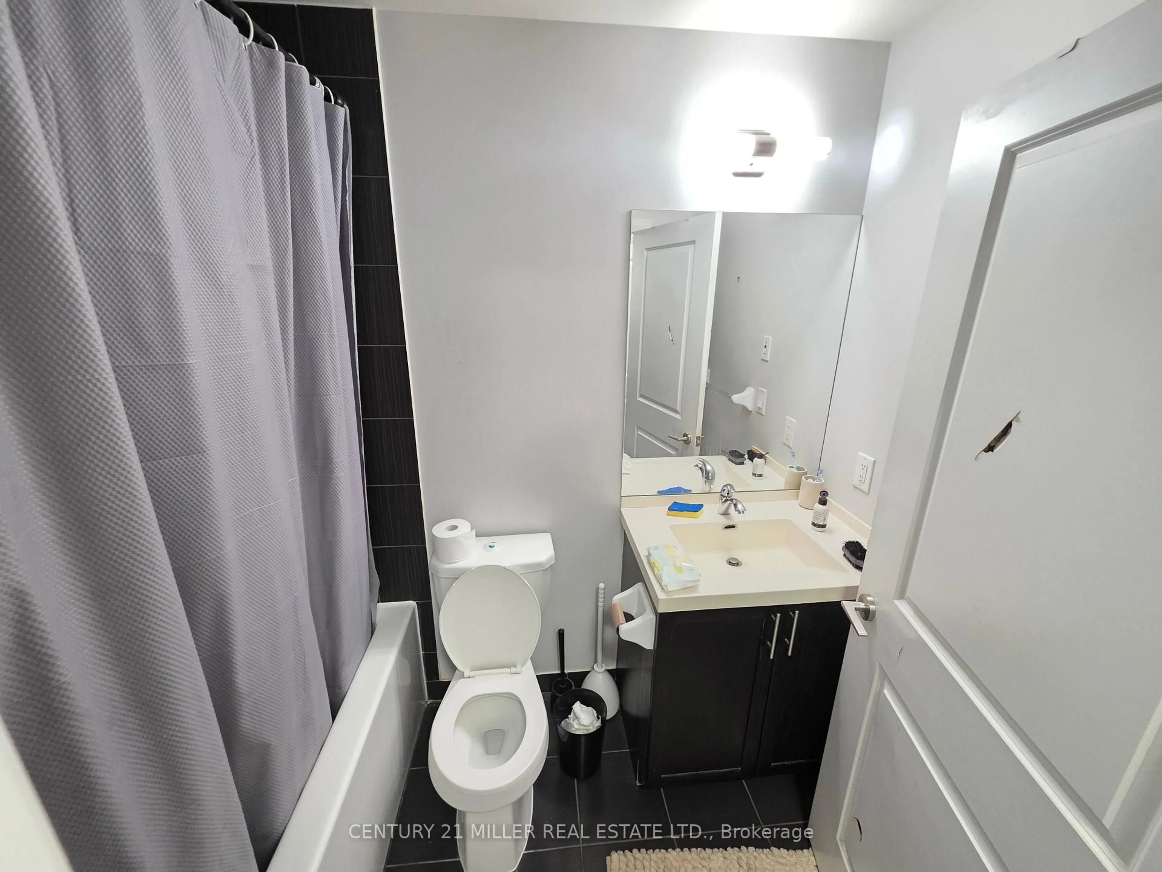 Standard bathroom, floor is not visible for 6 Eva Rd #111, Toronto Ontario M9C 0B1