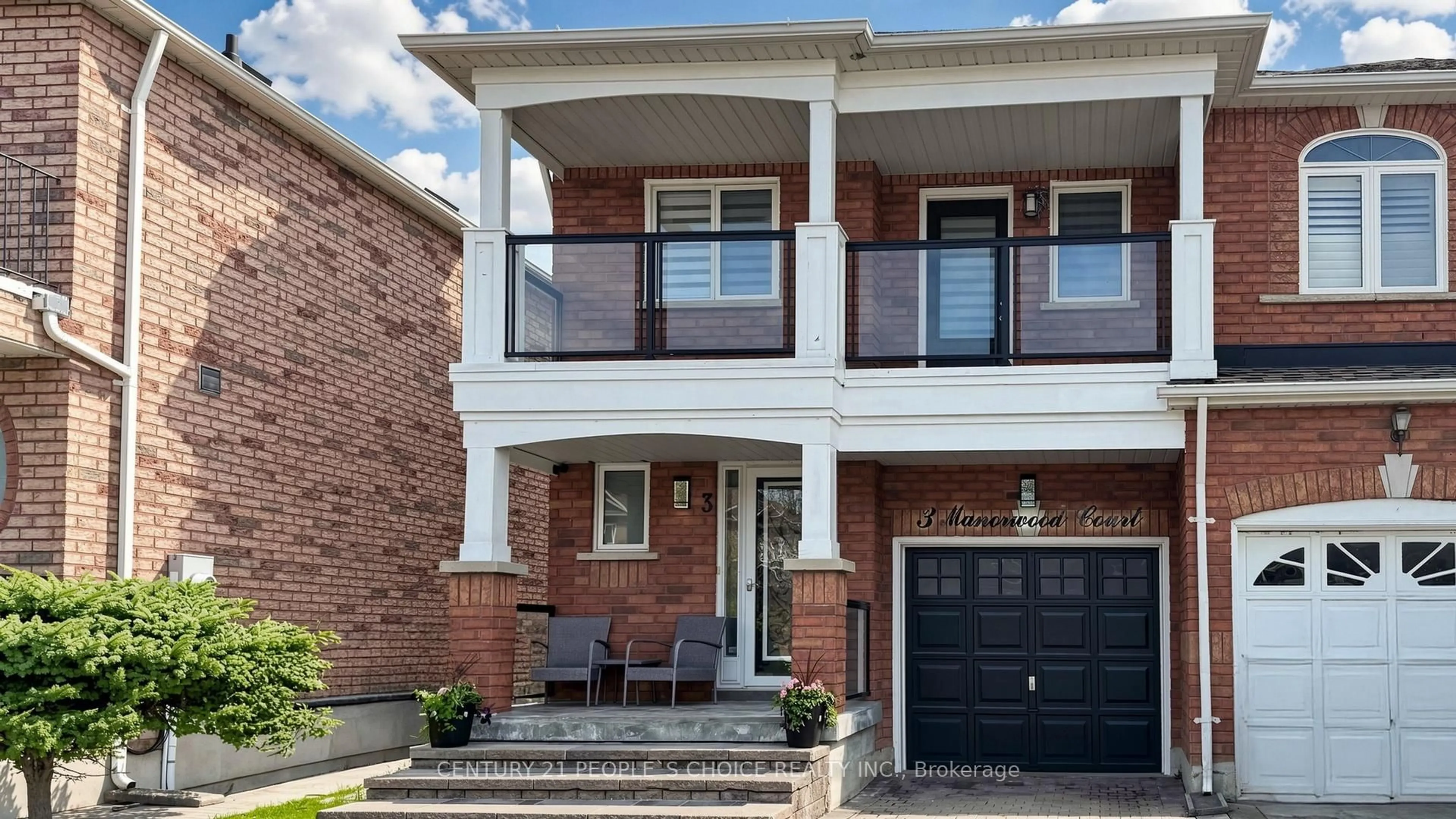 Home with brick exterior material, street for 3 Manorwood Crt, Caledon Ontario L7E 2T4