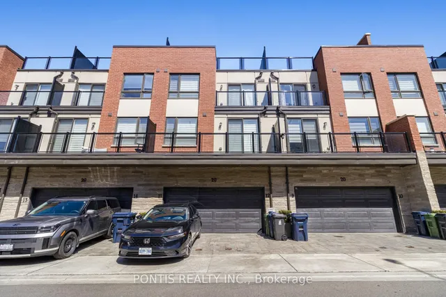 20 Woodstream Dr #12, Toronto 2