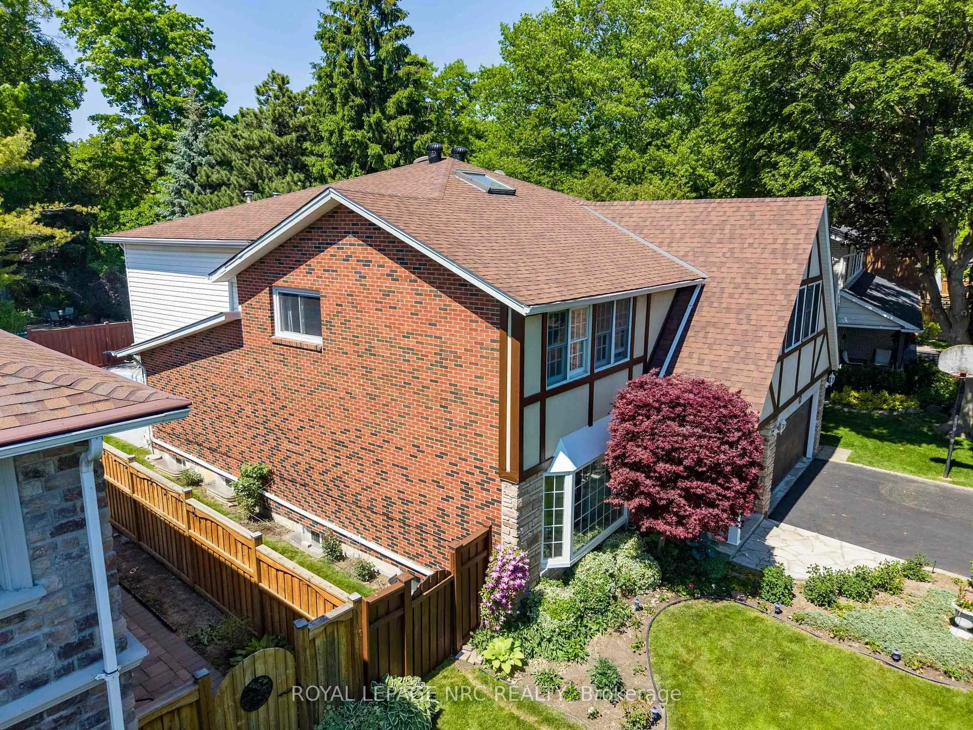 Home with brick exterior material, street for 1273 Winding Tr, Mississauga Ontario L4Y 2T9