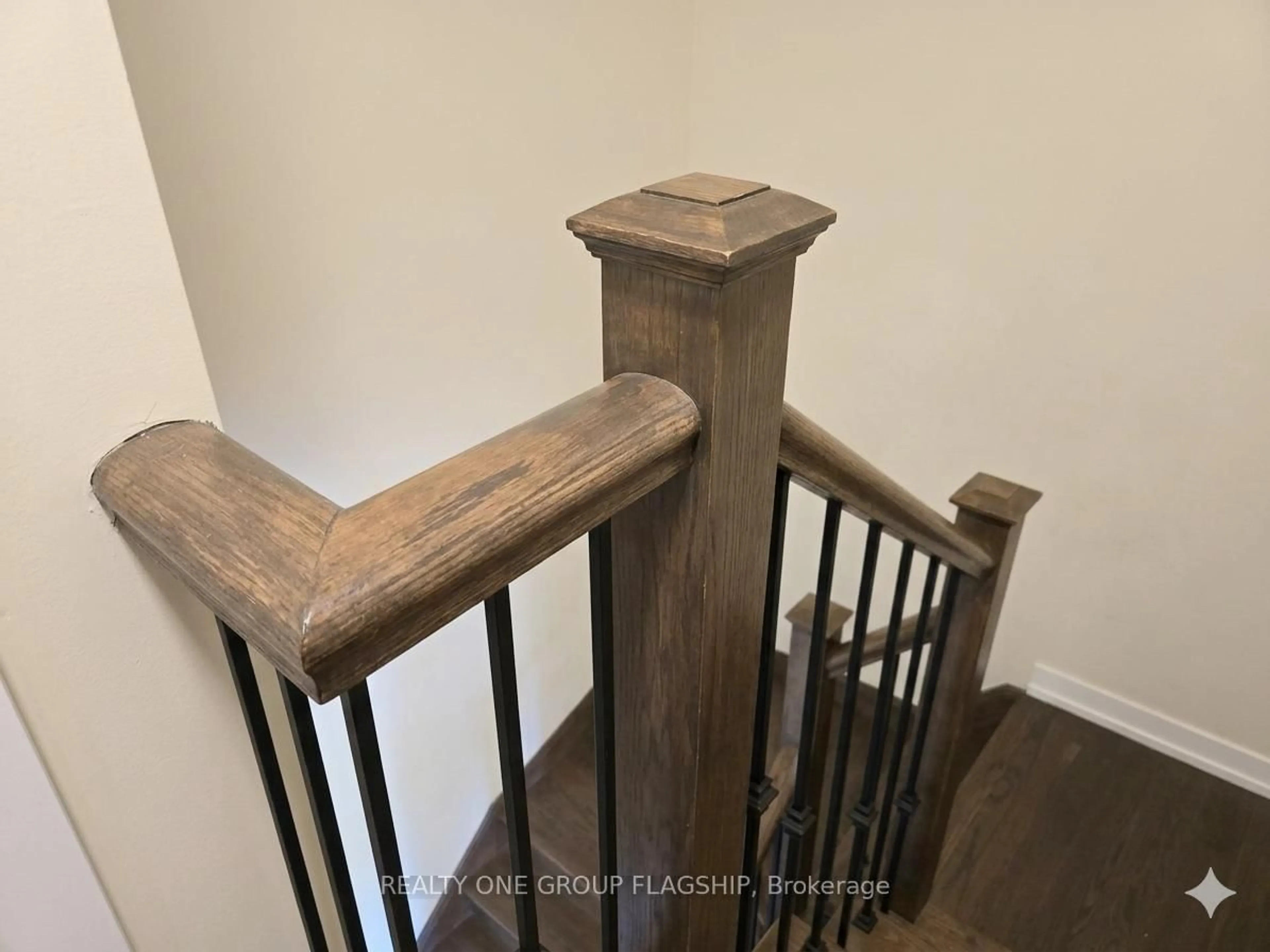 Stairs for 2355 Sheppard Ave #234, Toronto Ontario M9M 0E7