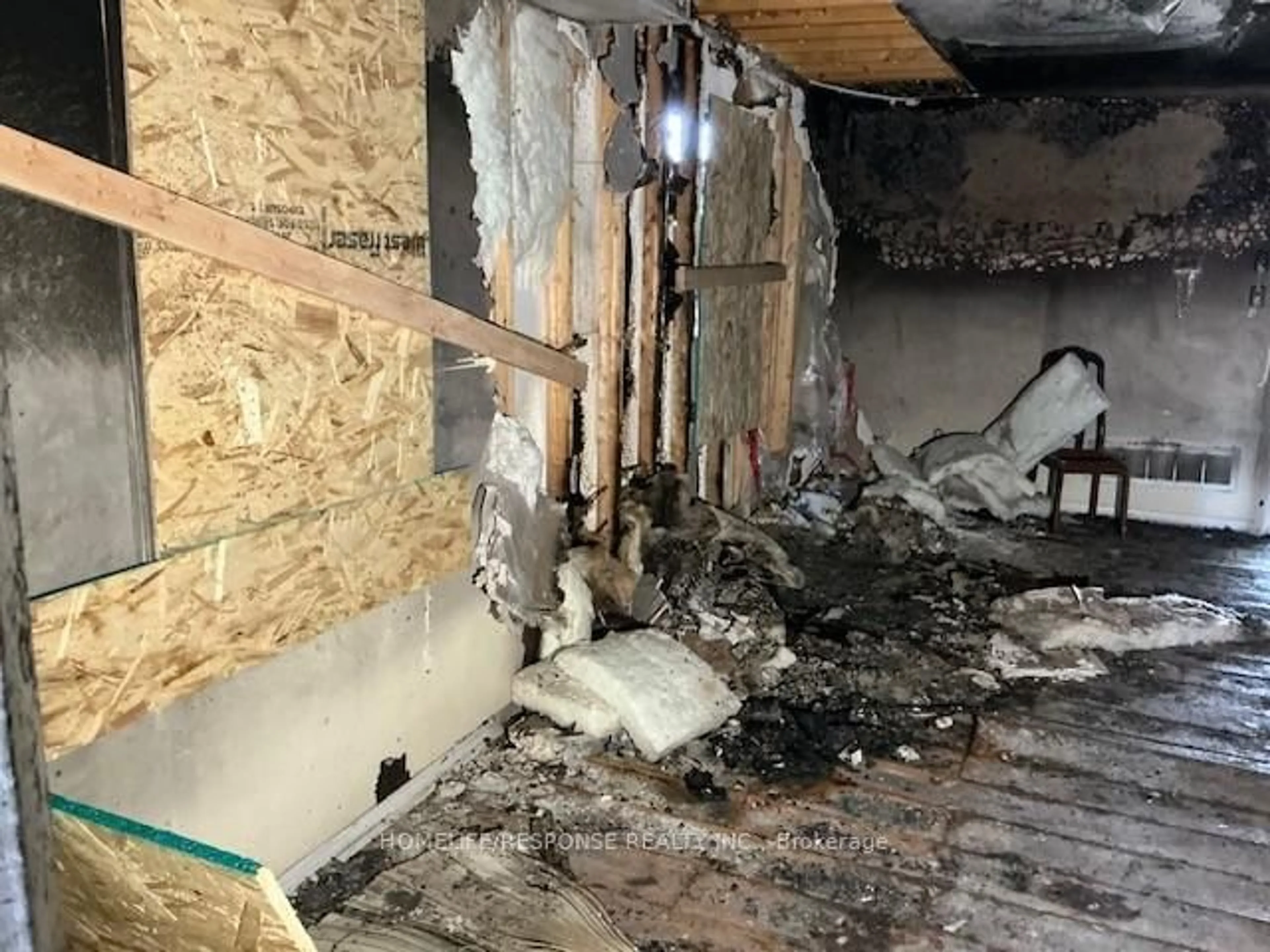 A pic of a room for 14 ROTUNDA St, Brampton Ontario L6X 5C9