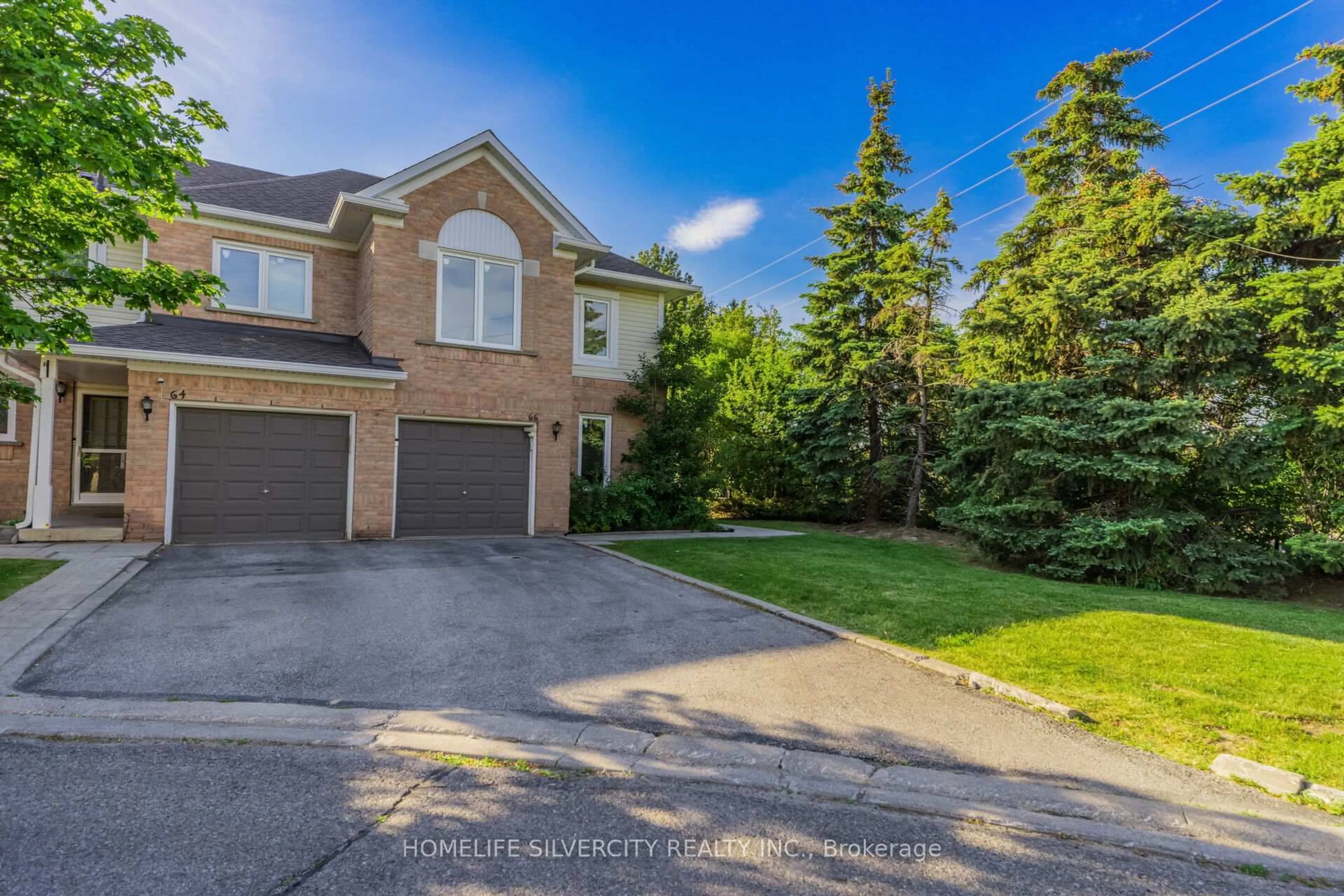 A pic from outside/outdoor area/front of a property/back of a property/a pic from drone, street for 66 Brisbane Crt #38, Brampton Ontario L6R 1V4