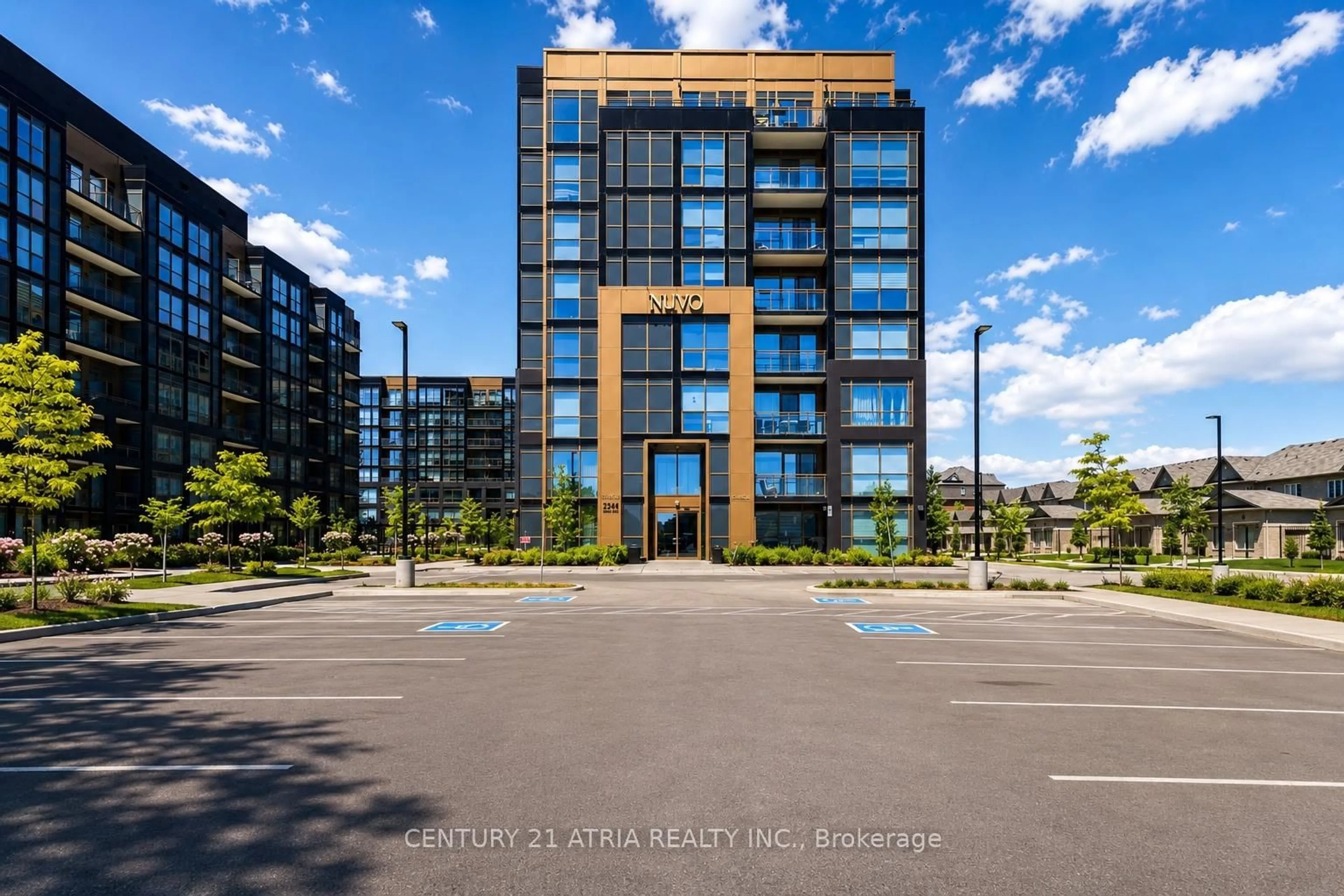 A pic from outside/outdoor area/front of a property/back of a property/a pic from drone, unknown for 2343 Khalsa Gate #Ph811, Oakville Ontario L6M 5R6