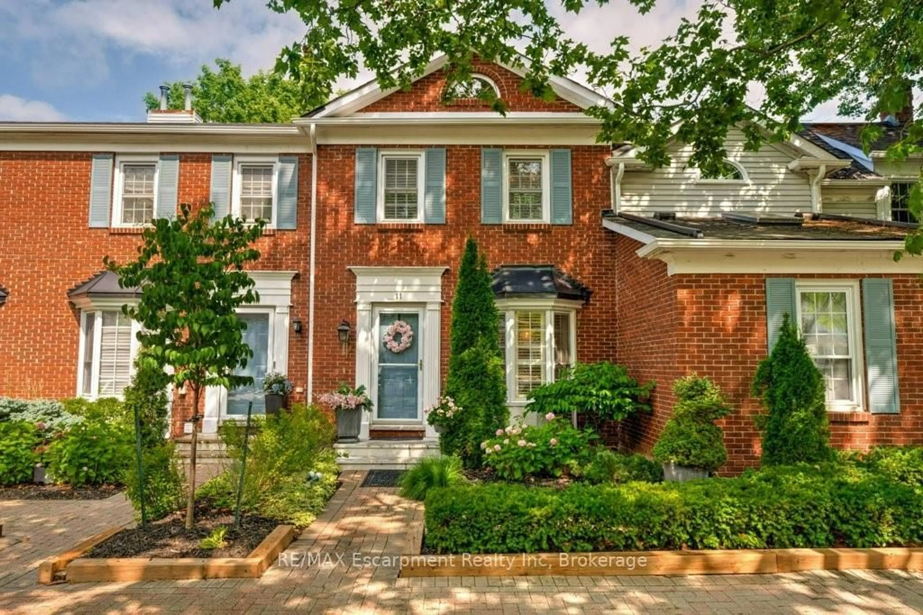 Home with brick exterior material, street for 1280 Maple Crossing Blvd #11, Burlington Ontario L7S 2G2