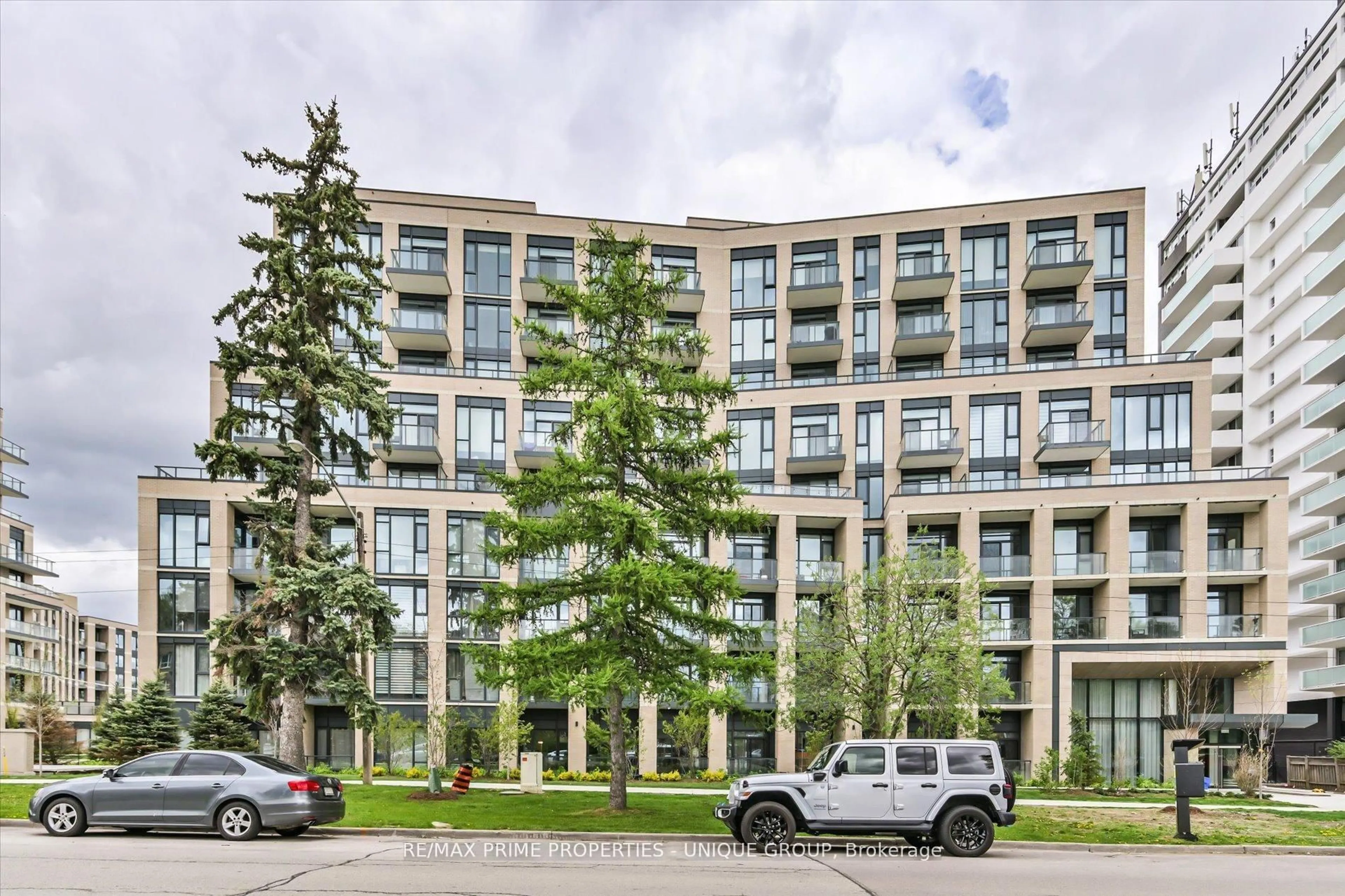 Unknown for 293 The Kingsway #322, Toronto Ontario M9K 3A9