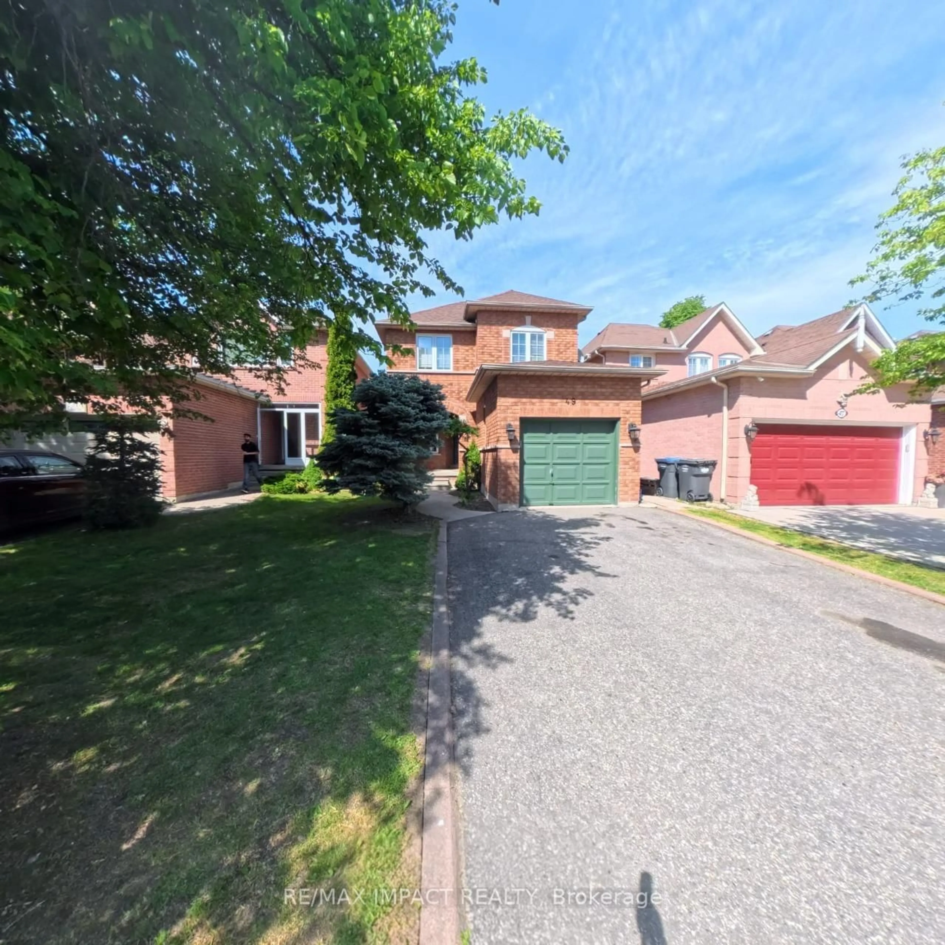 A pic from outside/outdoor area/front of a property/back of a property/a pic from drone, street for 49 Hood Cres, Brampton Ontario L6Y 4S7