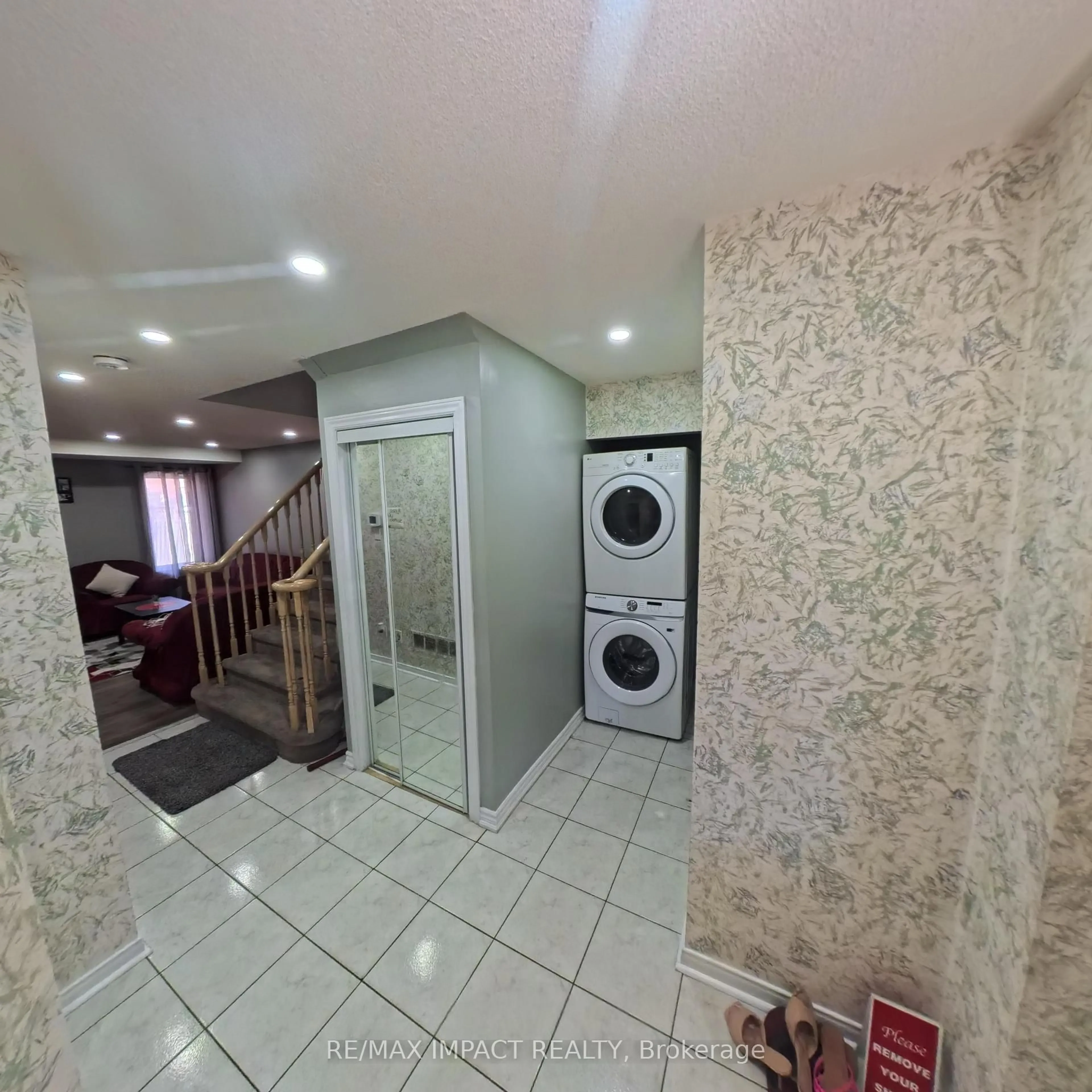 Unknown for 49 Hood Cres, Brampton Ontario L6Y 4S7