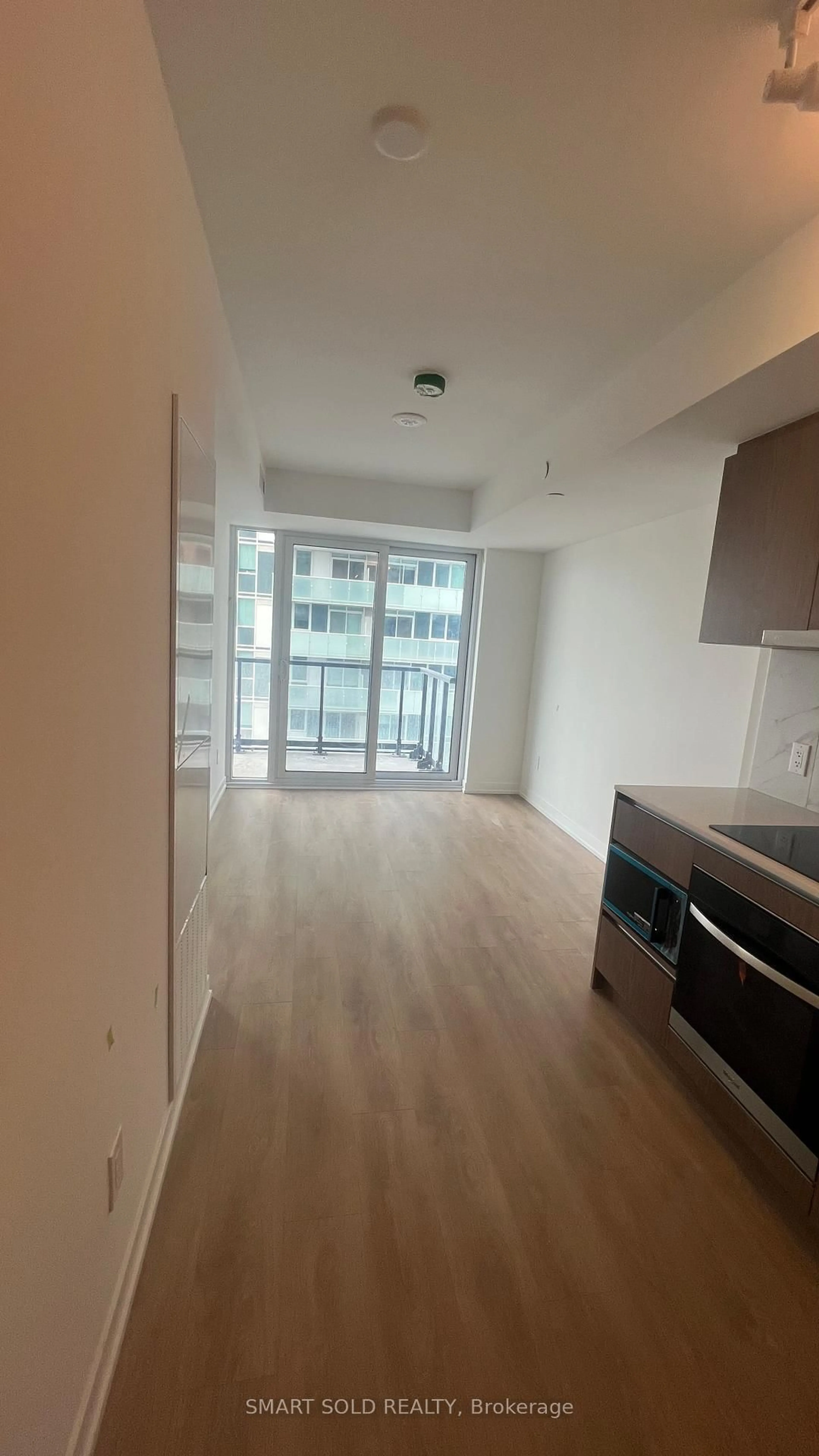A pic of a room for 5251 Dundas St #906, Toronto Ontario M9B 1B1