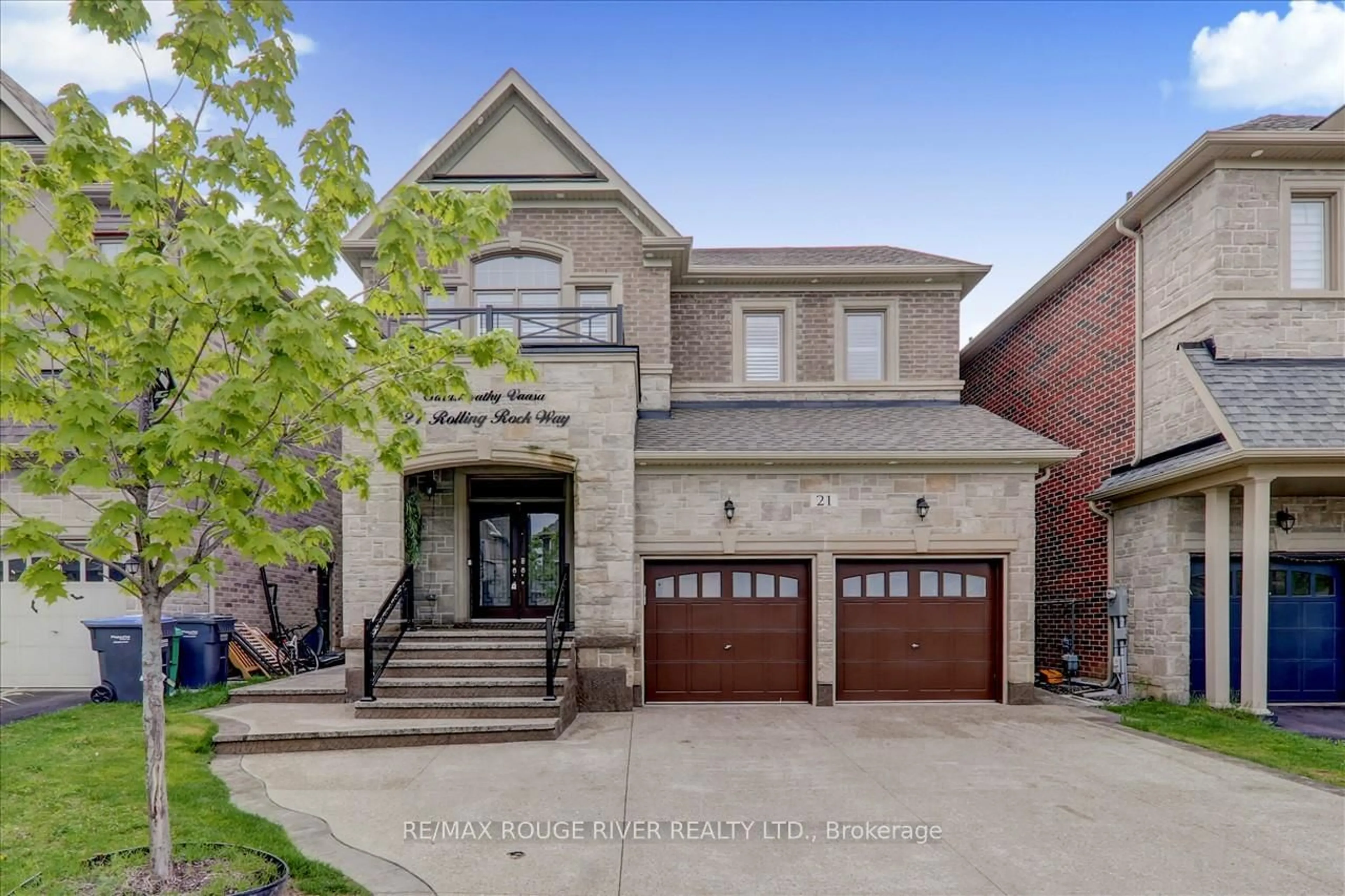 Home with brick exterior material, street for 21 Rolling Rock Way, Brampton Ontario L6Y 6H3