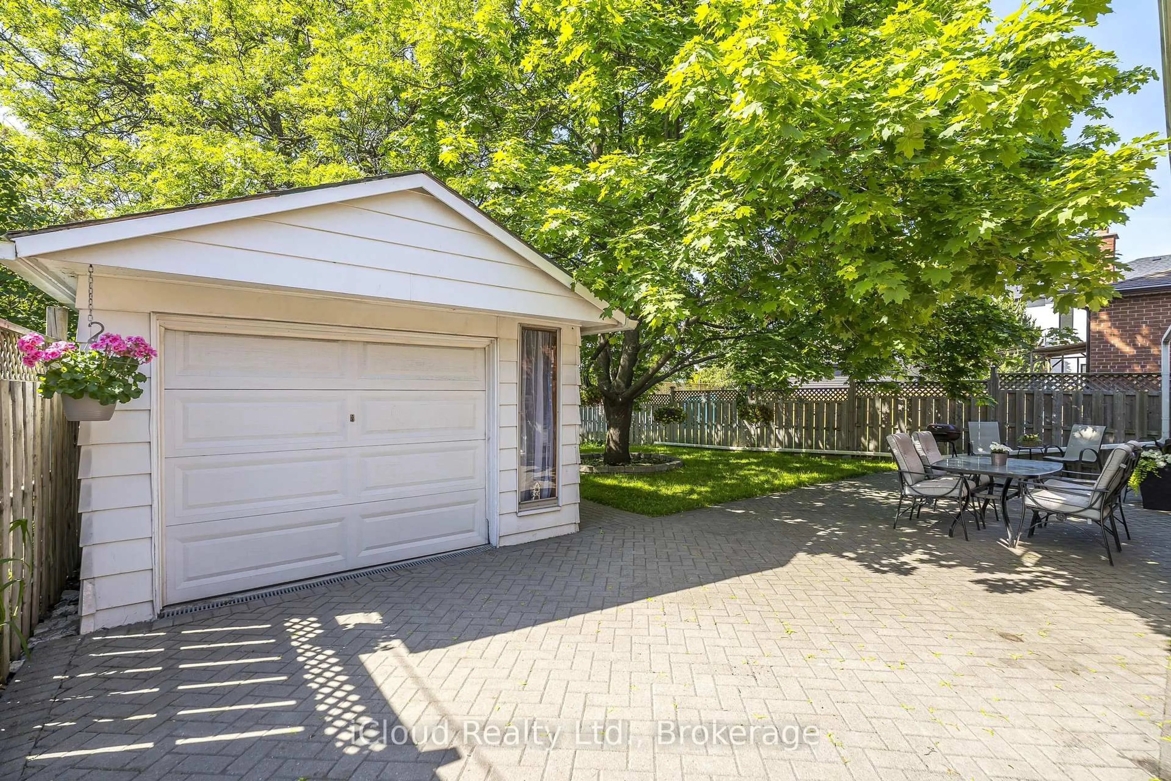 Unknown for 127 Silverhill Dr, Toronto Ontario M9B 3W6