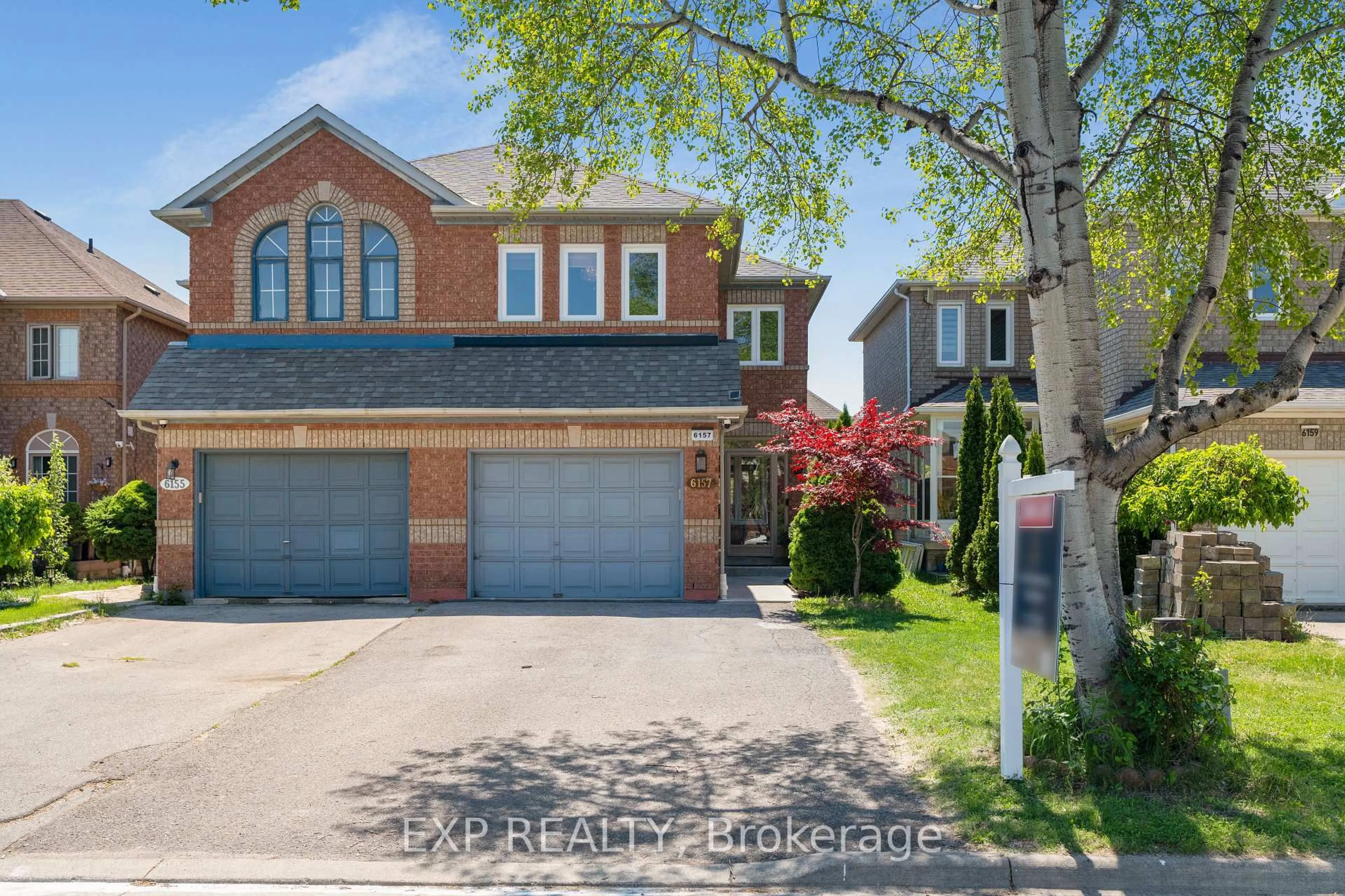 Home with brick exterior material, street for 6157 Snowy Owl Cres, Mississauga Ontario L5N 7B5