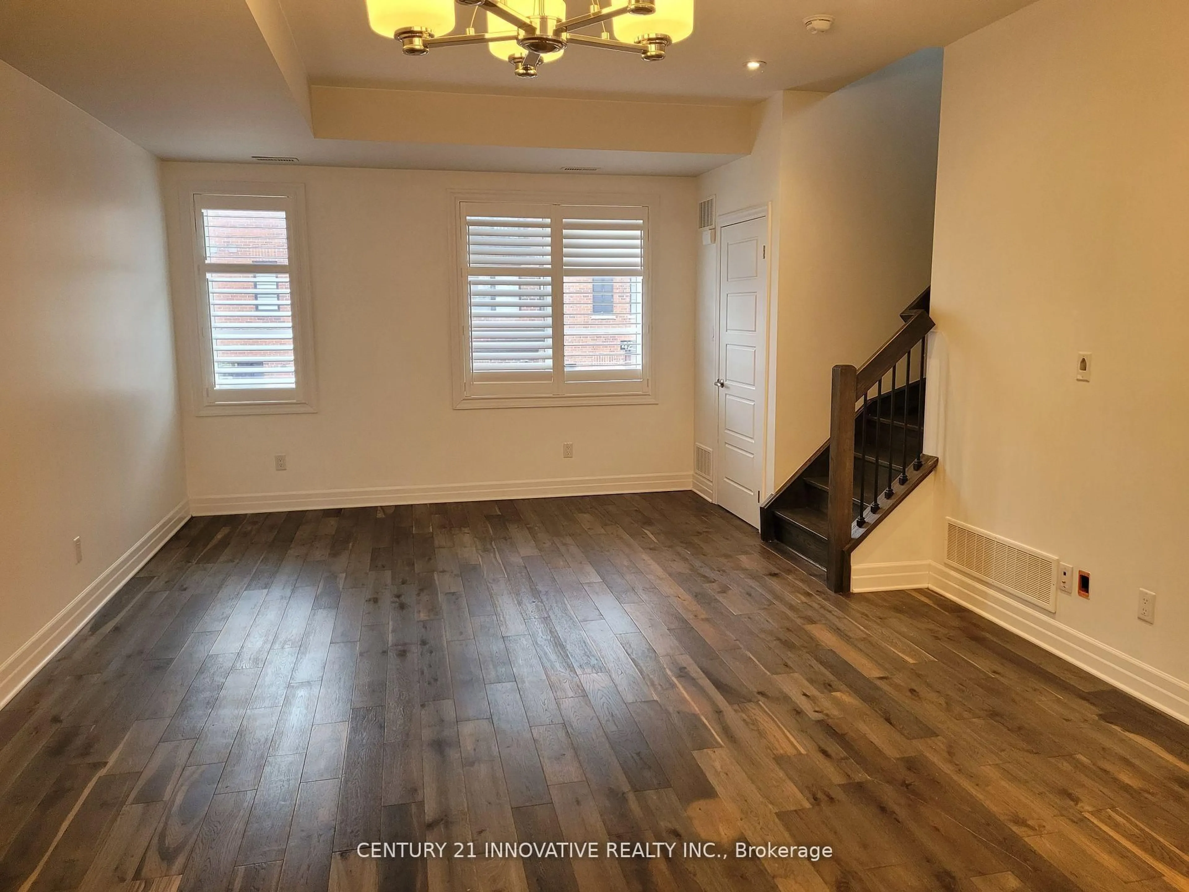 A pic of a room for 70 Plains Rd #38, Burlington Ontario L7T 1E8