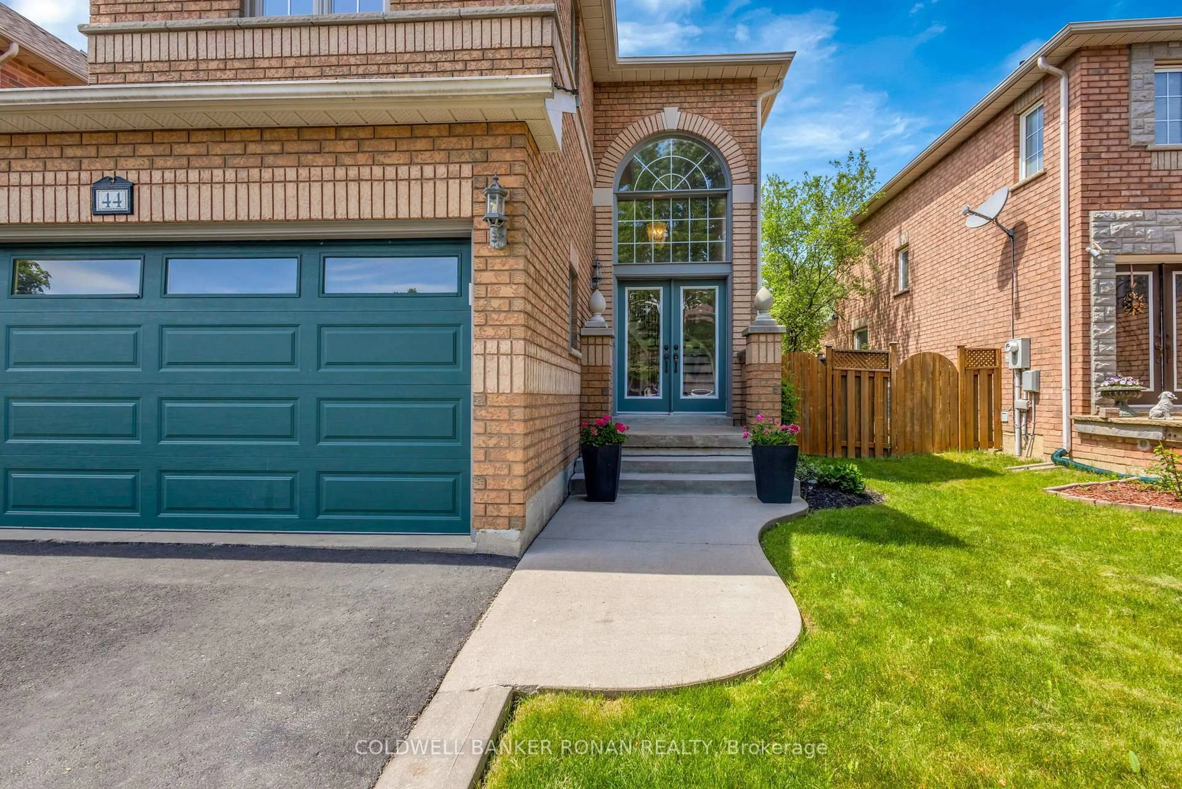 Home with brick exterior material, street for 44 Baccarat Cres, Brampton Ontario L7A 1K7