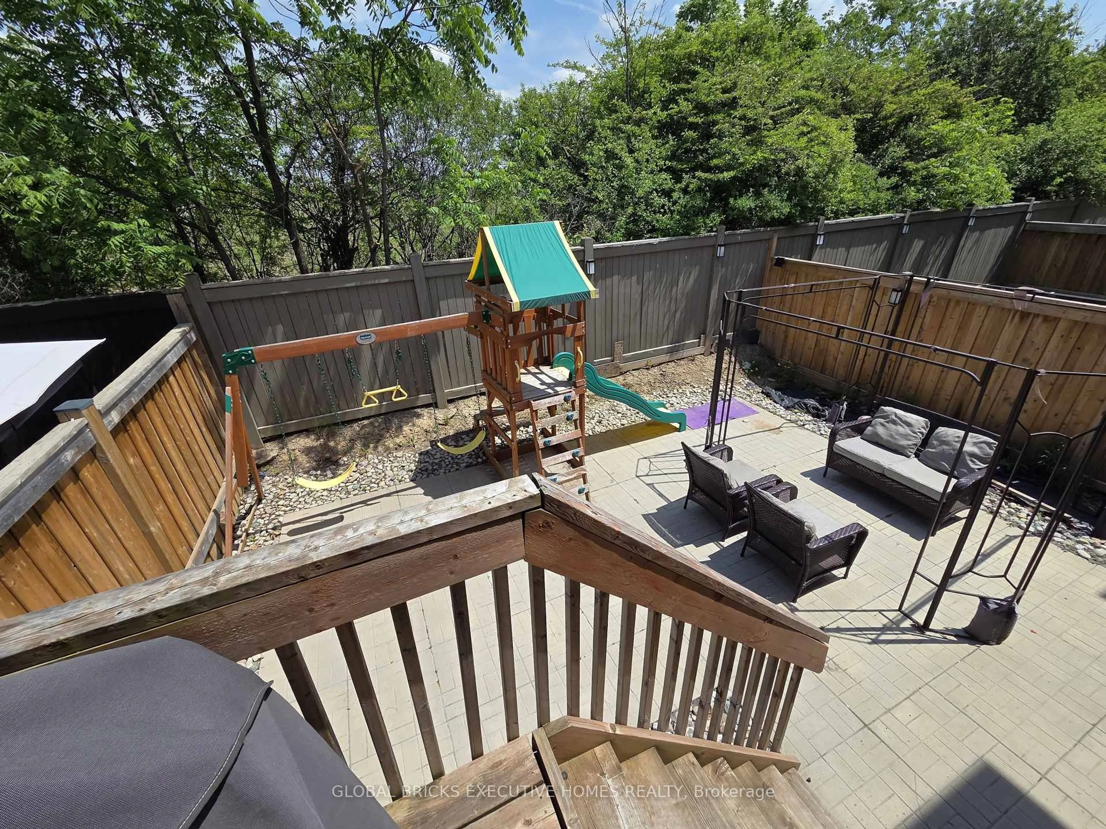 A pic from outside/outdoor area/front of a property/back of a property/a pic from drone, unknown for 3461 Eternity Way, Oakville Ontario L6H 0Y2