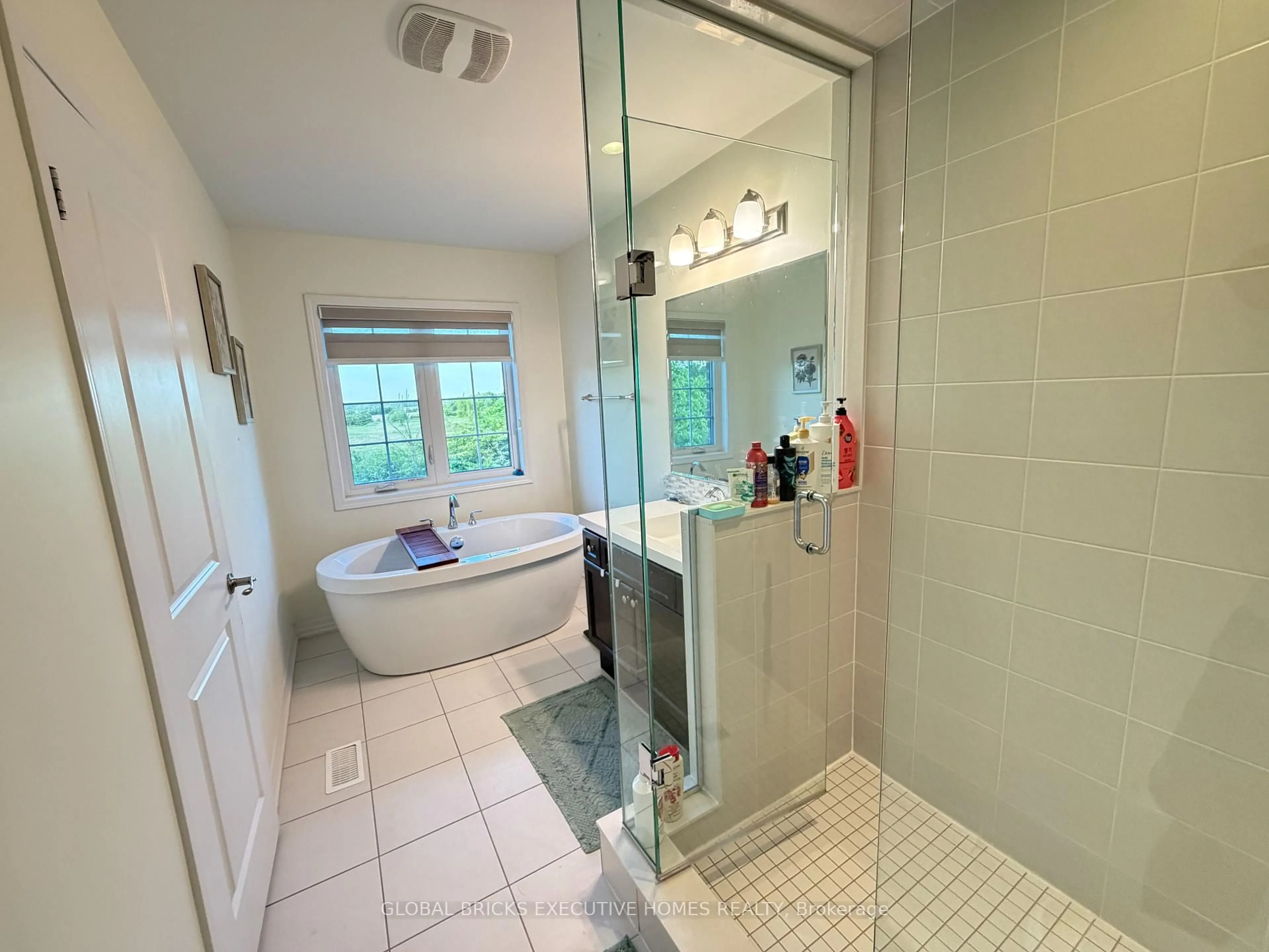 Contemporary bathroom, ceramic/tile floor for 3461 Eternity Way, Oakville Ontario L6H 0Y2