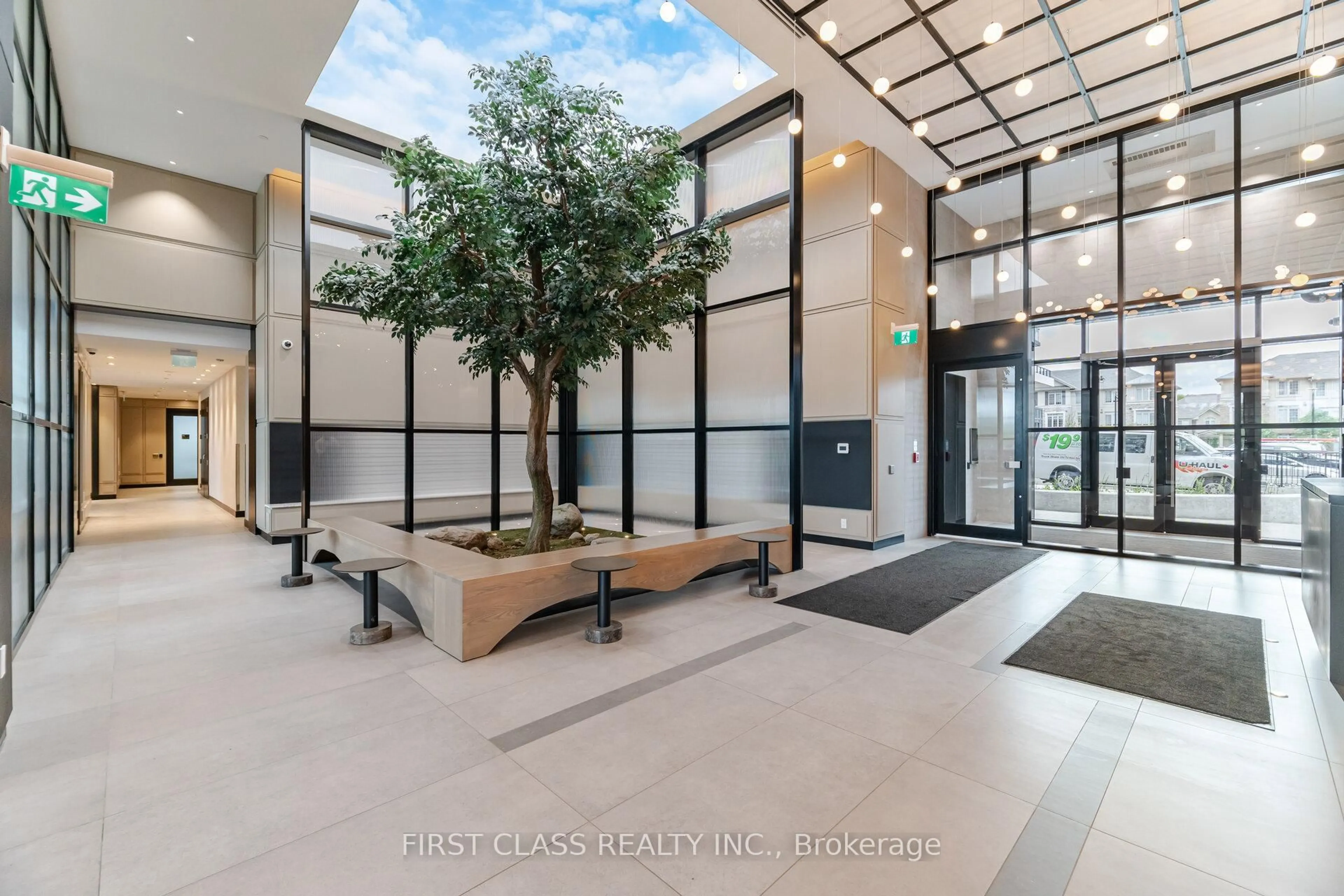 Indoor foyer for 3220 William Coltson Ave, Oakville Ontario L6H 7X9