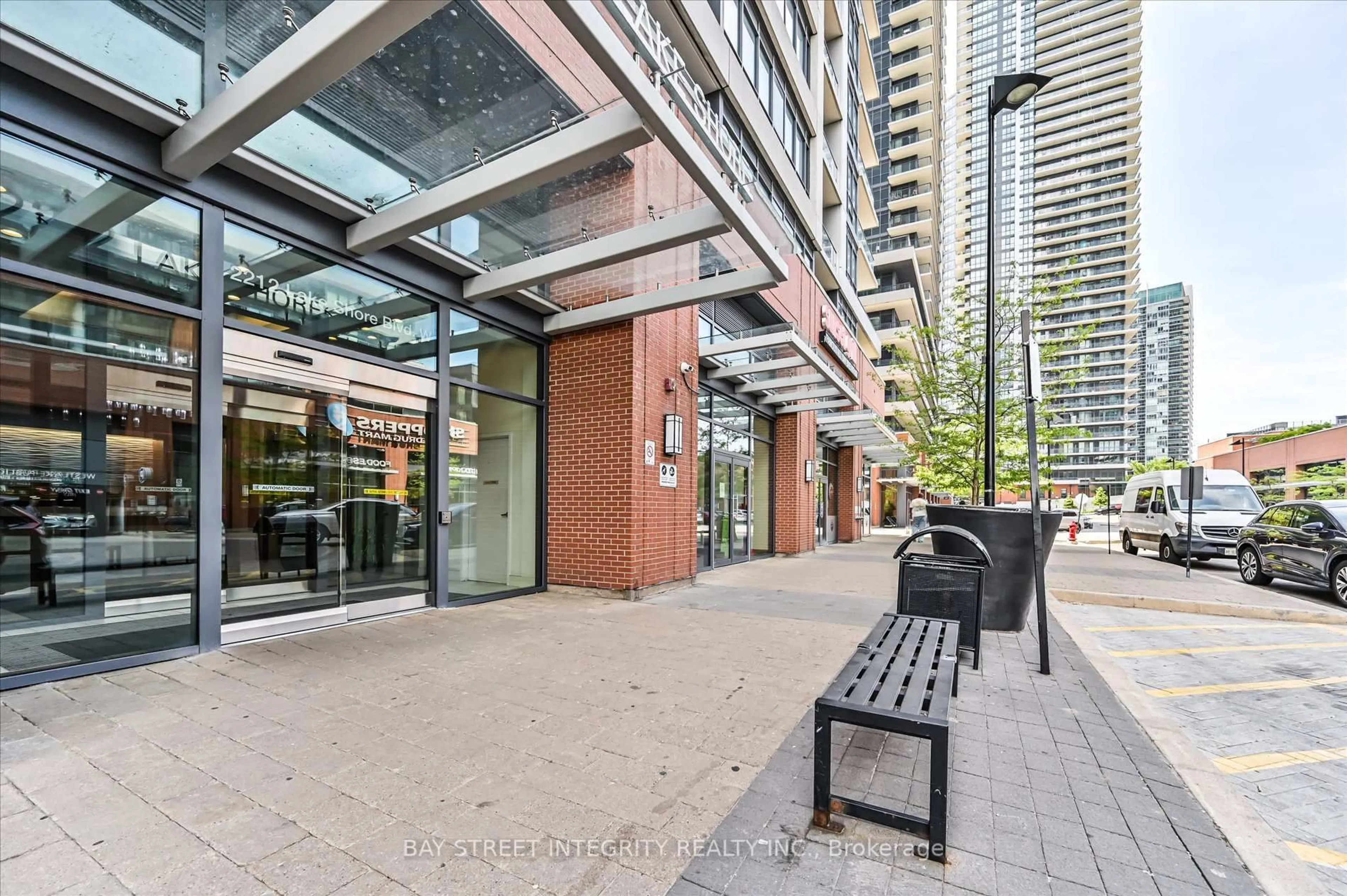 Patio, street for 2212 Lake Shore Blvd #2001, Toronto Ontario M8V 0C2