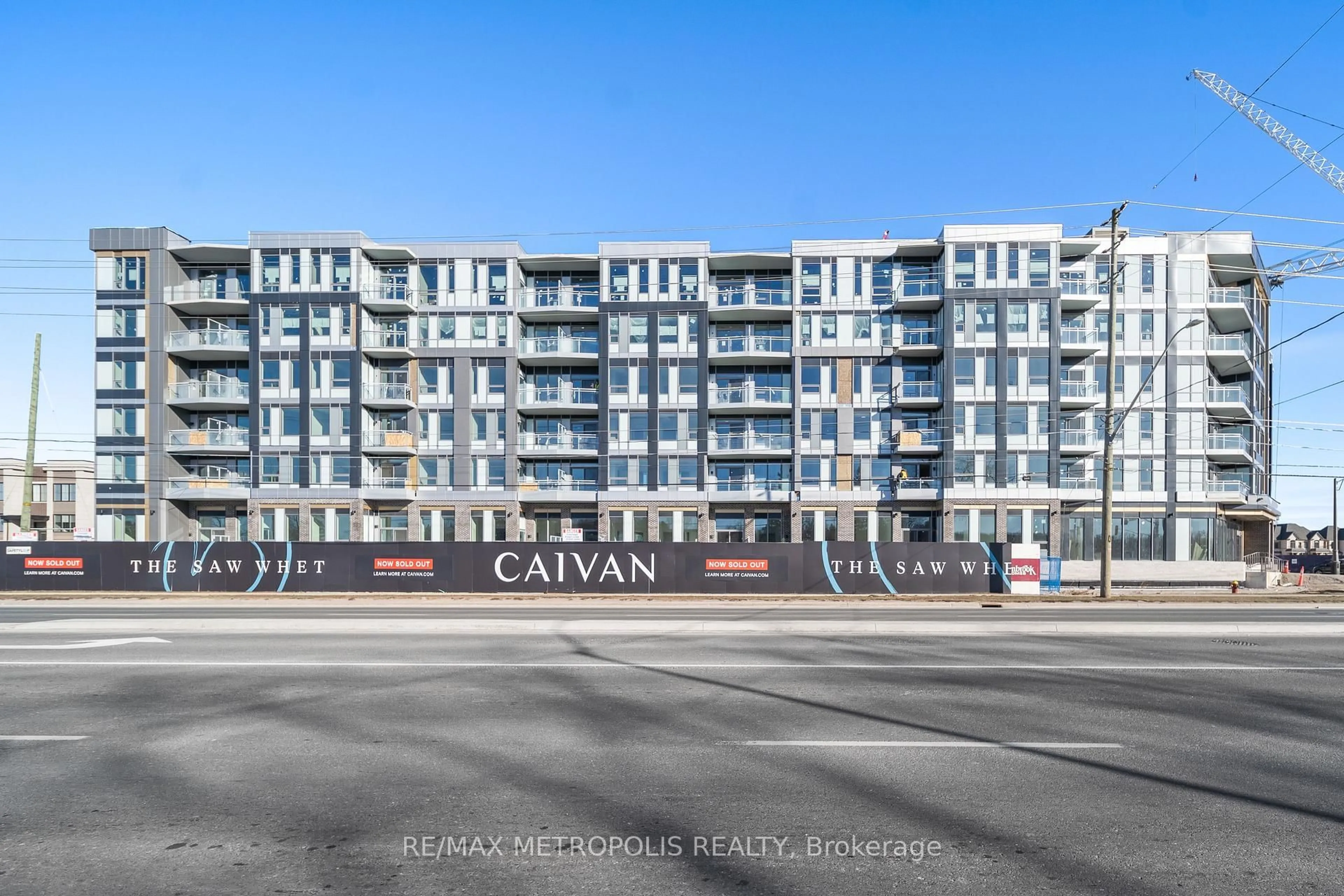 Indoor foyer for 2501 Saw Whet Blvd #103, Oakville Ontario L6M 5N2