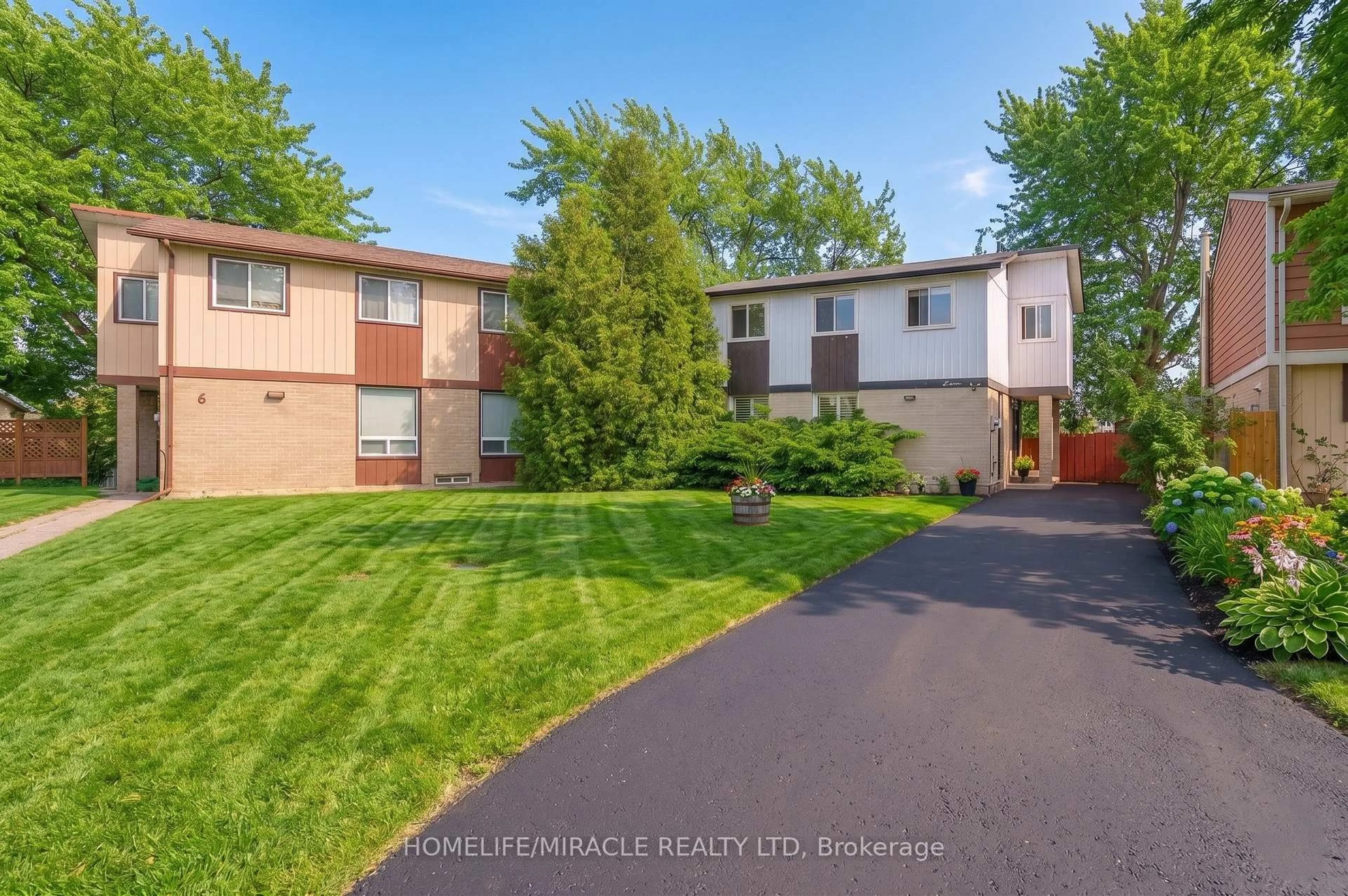 Unknown for 7 Greenhills Sq, Brampton Ontario L6S 2J4