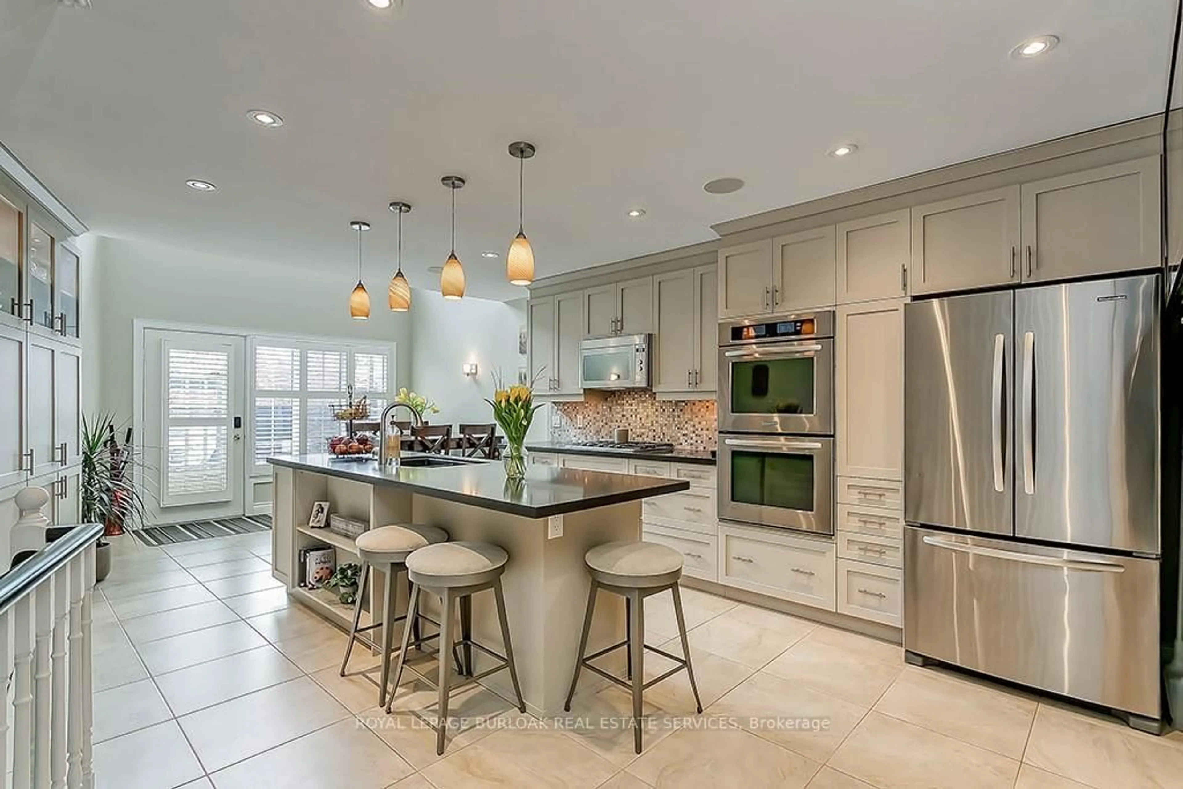 Contemporary kitchen, ceramic/tile floor for 2110 New St #6, Burlington Ontario L7R 1H8