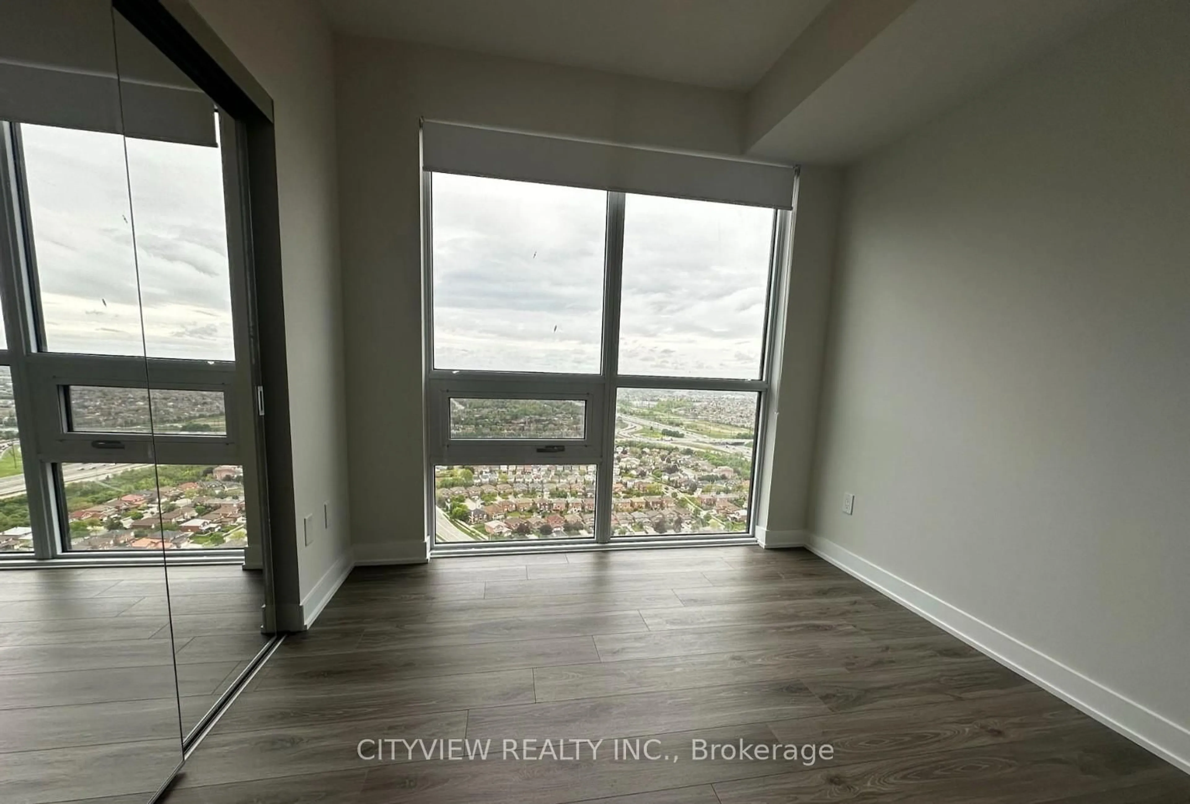 A pic of a room for 430 Square One Dr, Mississauga Ontario L5B 0L6