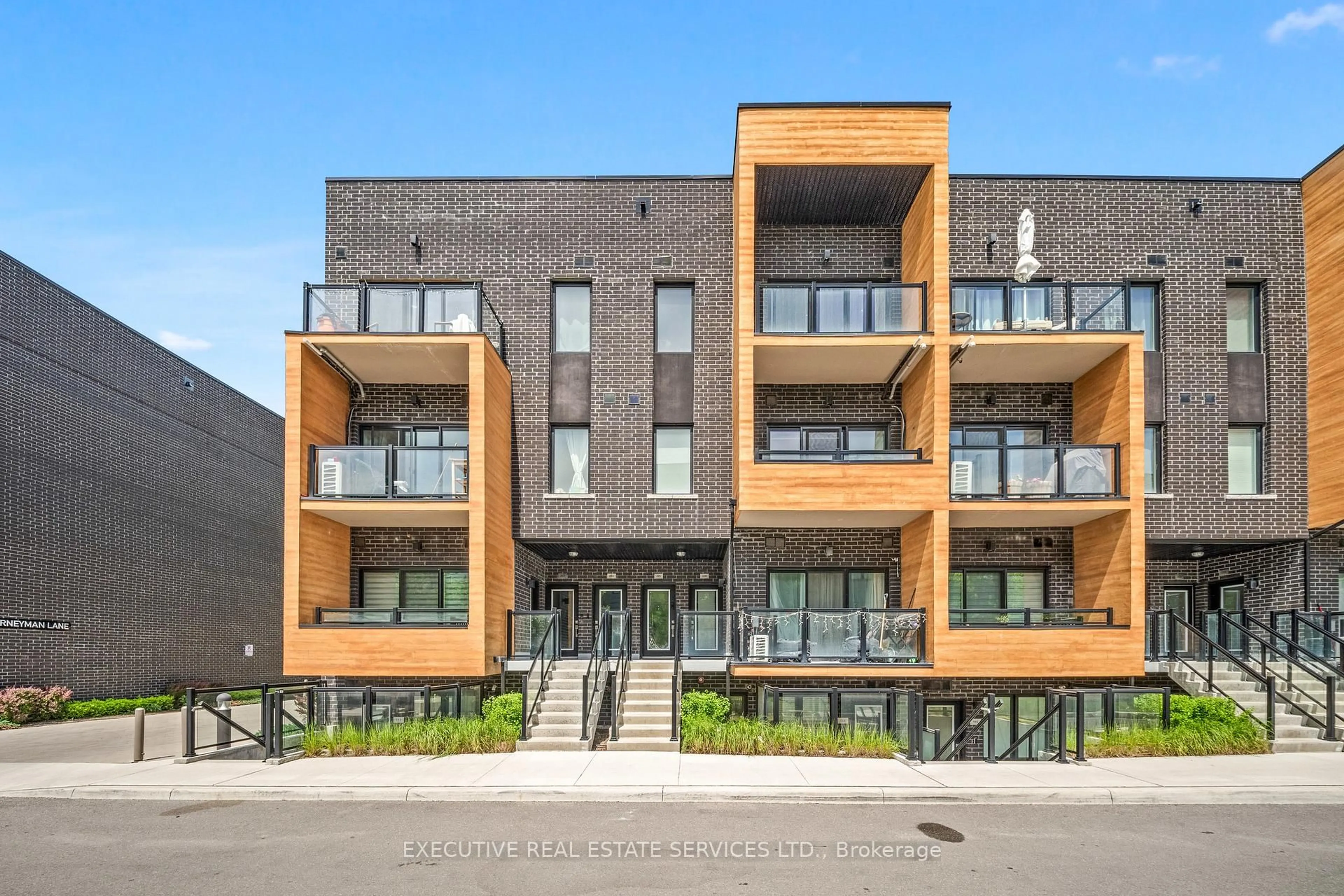 Unknown for 1145 Journeyman Lane #226, Mississauga Ontario L5J 0B5