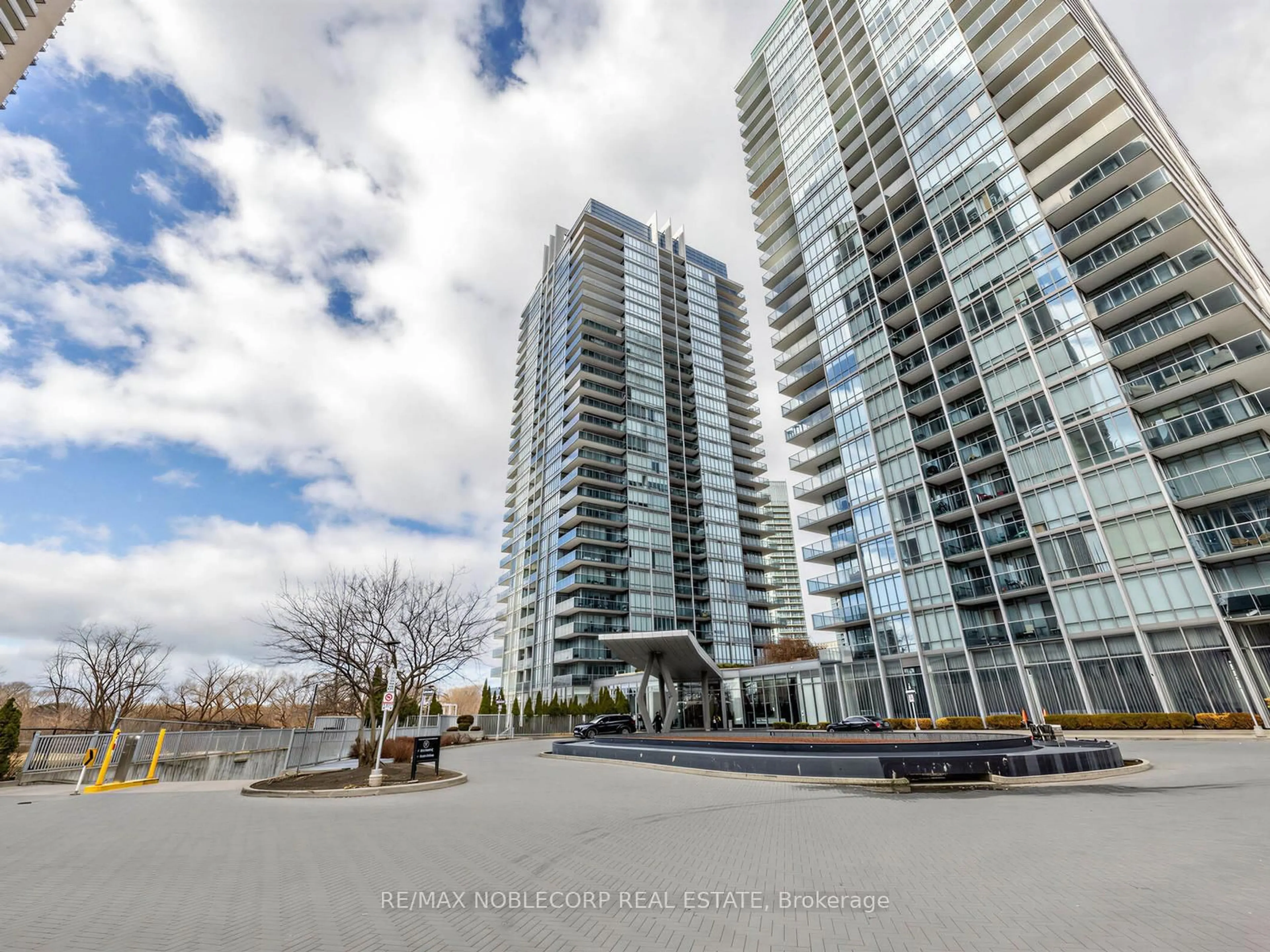 Unknown for 88 Park Lawn Rd #2212, Toronto Ontario M8Y 0B5
