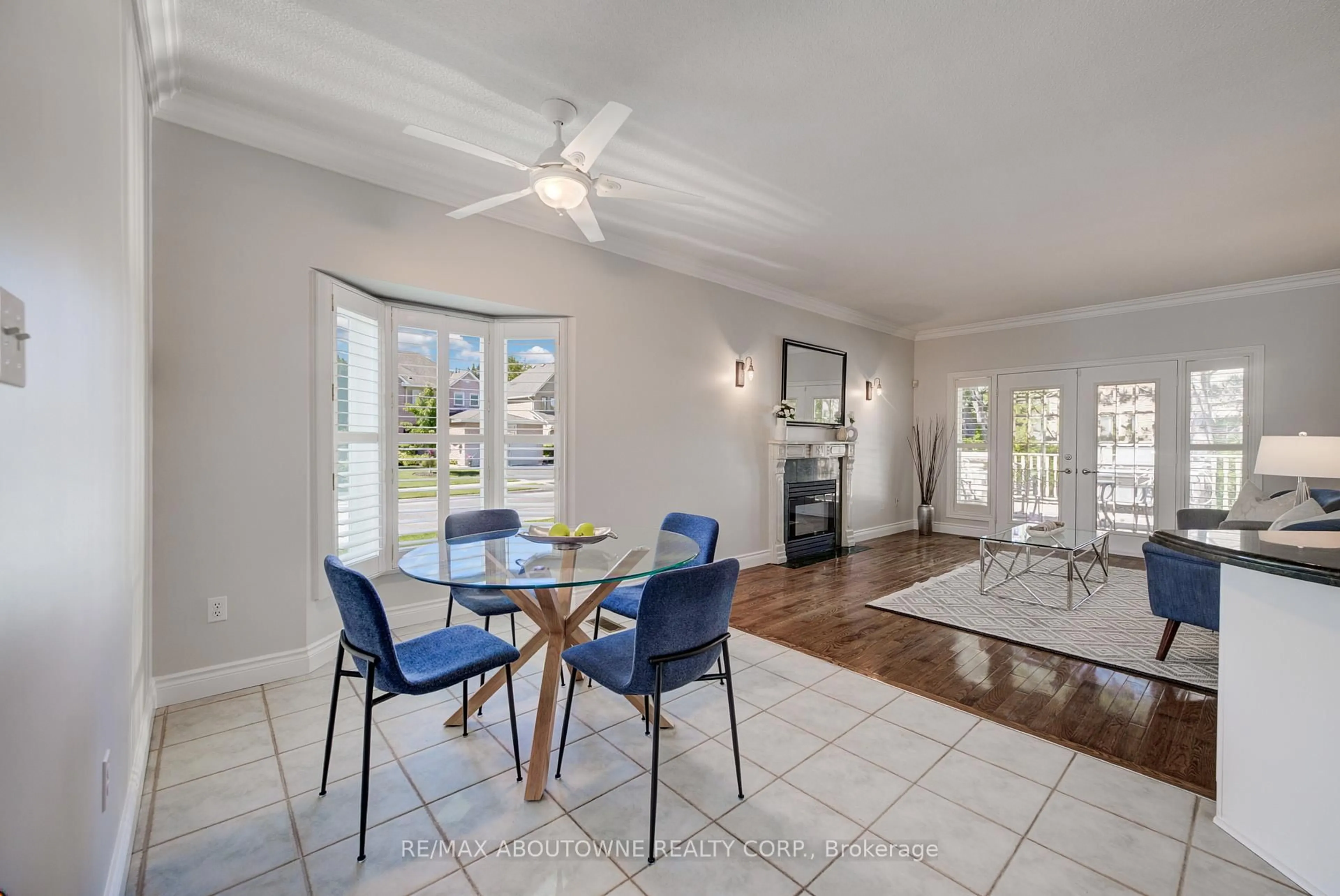 Dining room, unknown for 2163 LANGTRY Dr, Oakville Ontario L6M 3J7