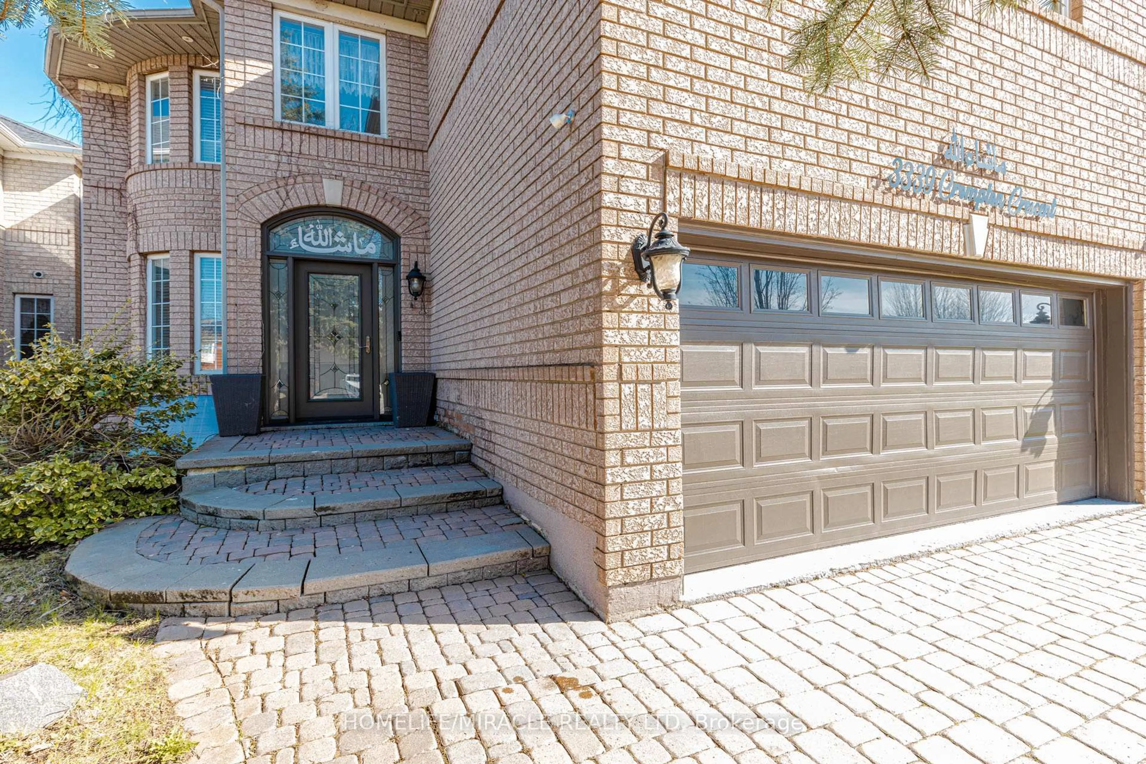 Home with brick exterior material, street for 3339 Crompton Cres, Mississauga Ontario L5B 4C7