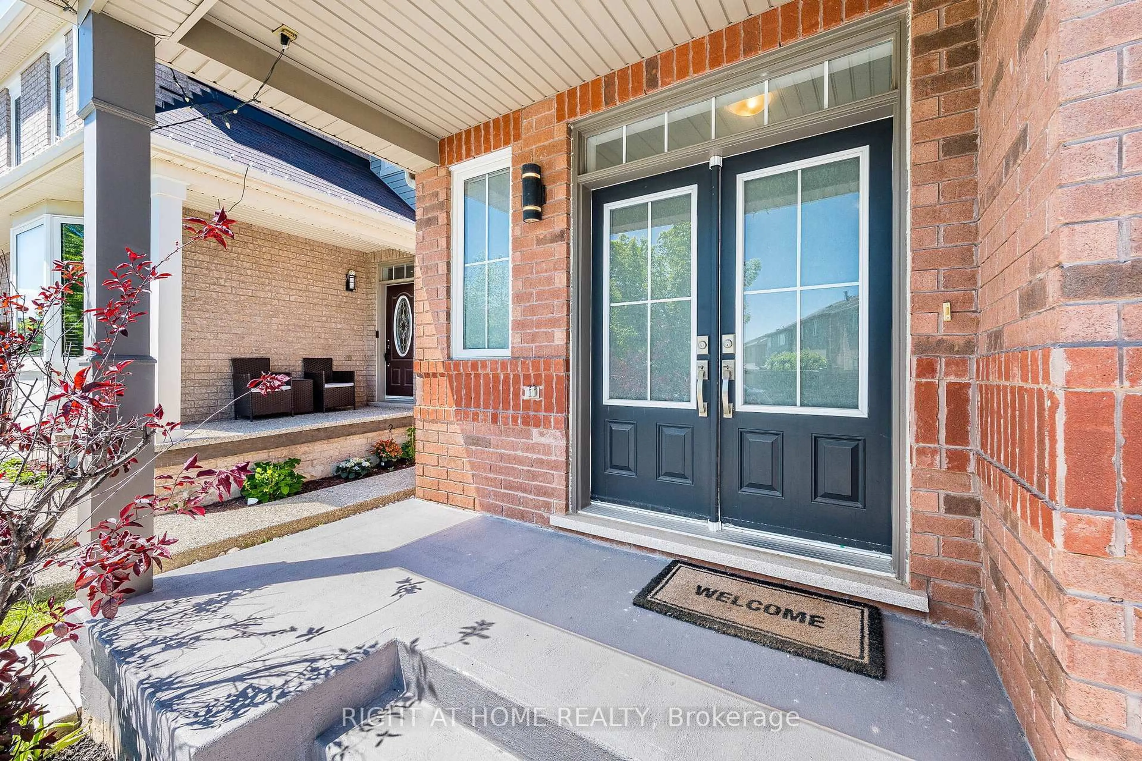 Home with brick exterior material, street for 985 Seivert Pl, Milton Ontario L9T 7T3