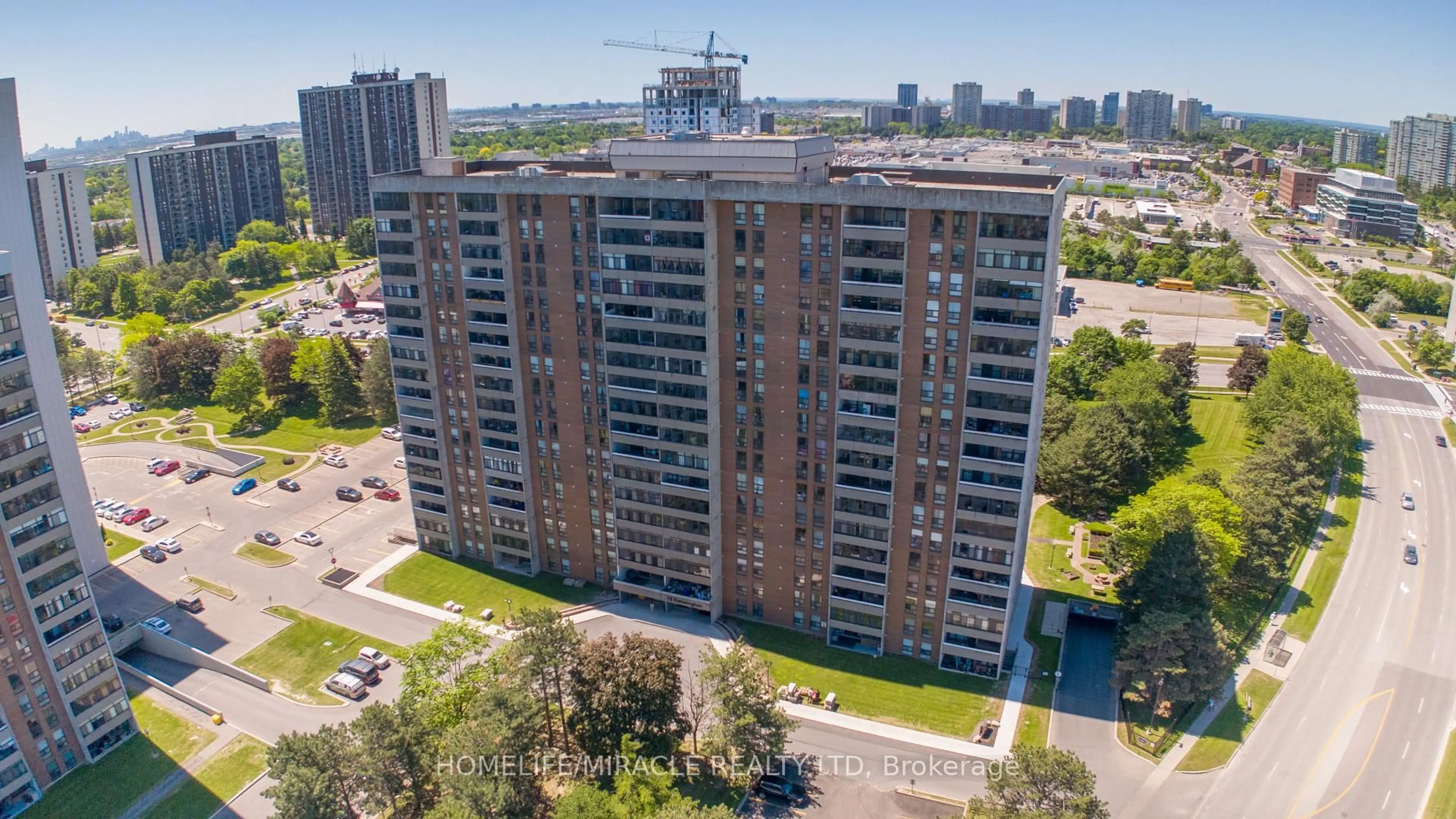 A pic from outside/outdoor area/front of a property/back of a property/a pic from drone, city buildings view from balcony for 15 Kensington Rd #907, Brampton Ontario L6T 3W2