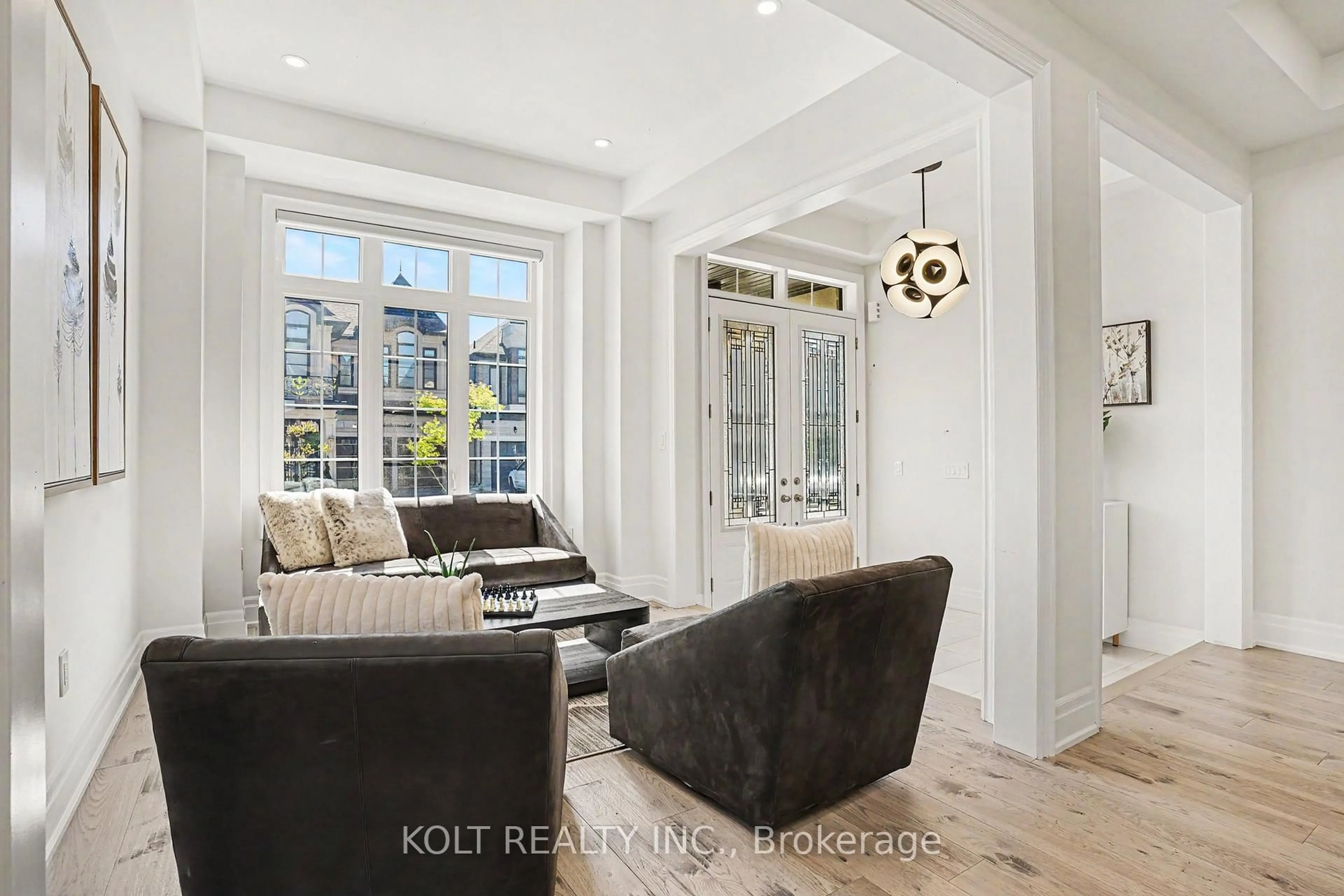 Unknown for 2293 Charles Cornwall Ave, Oakville Ontario L6M 5M6